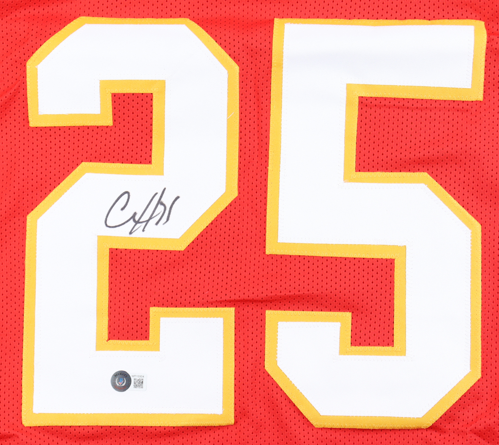 Clyde Edwards-Helaire Signed Jersey (Beckett) at PristineAuction.com Clyde Edwards-Helaire Signed Jersey (Beckett) at PristineAuction.com