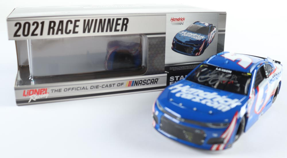 Modellino NASCAR 1:24 Kyle Larson #5 Camaro ZL1 - Hendrickcars.com Sonoma Win 2021 - Action
