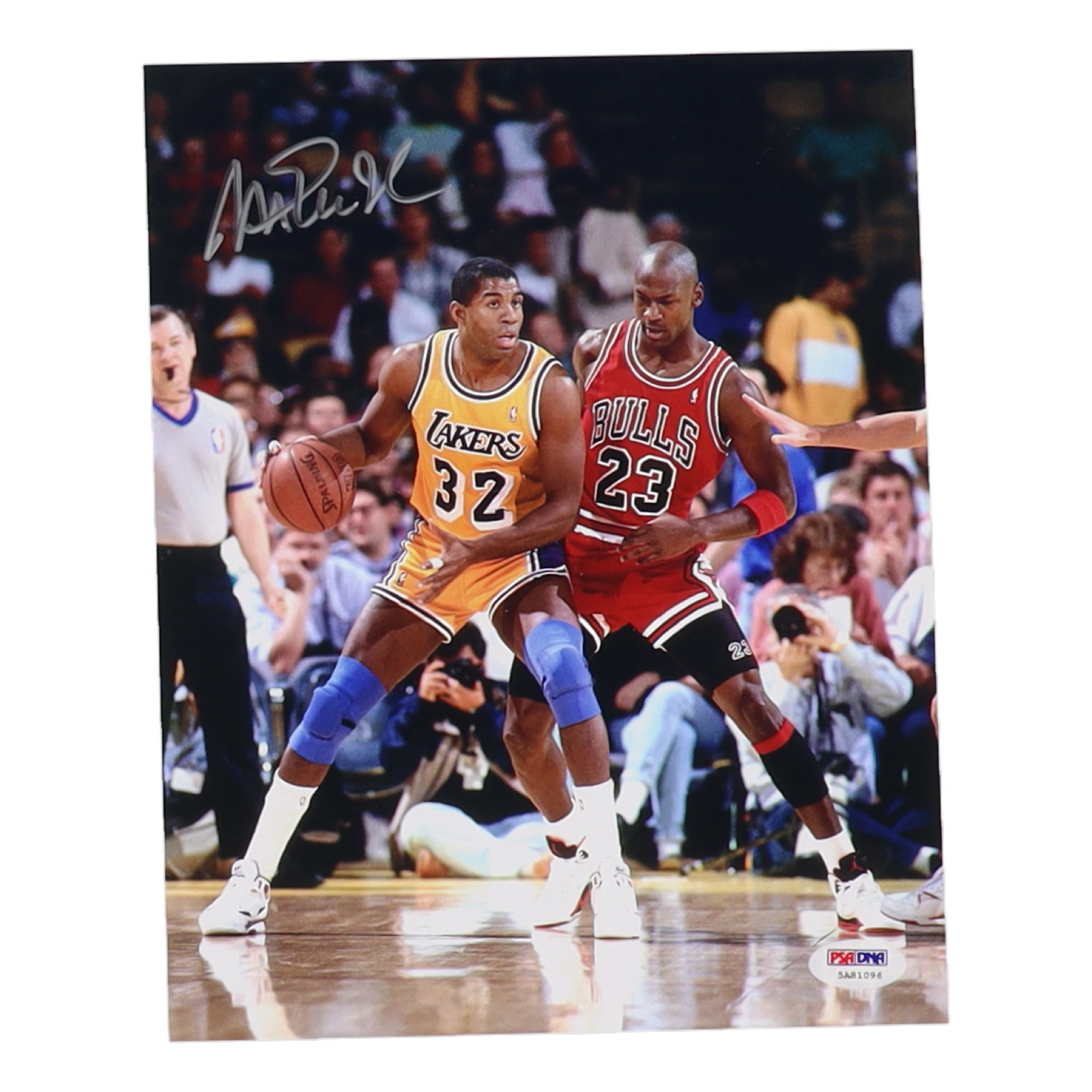 Magic Johnson Signed Lakers 8x10 Photo (PSA) at PristineAuction.com Magic Johnson Signed Lakers 8x10 Photo (PSA) at PristineAuction.com
