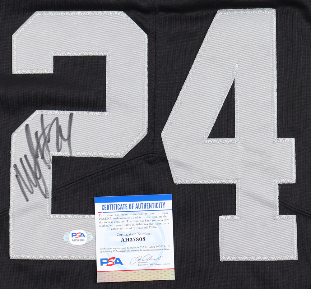 Marshawn Lynch Signed Jersey (PSA) at PristineAuction.com Marshawn Lynch Signed Jersey (PSA) at PristineAuction.com