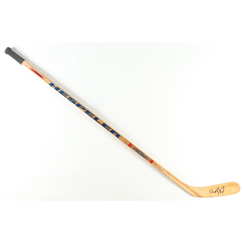 Wayne Gretzky Signed Hespeler Hockey Stick (PSA) Pristine Auction