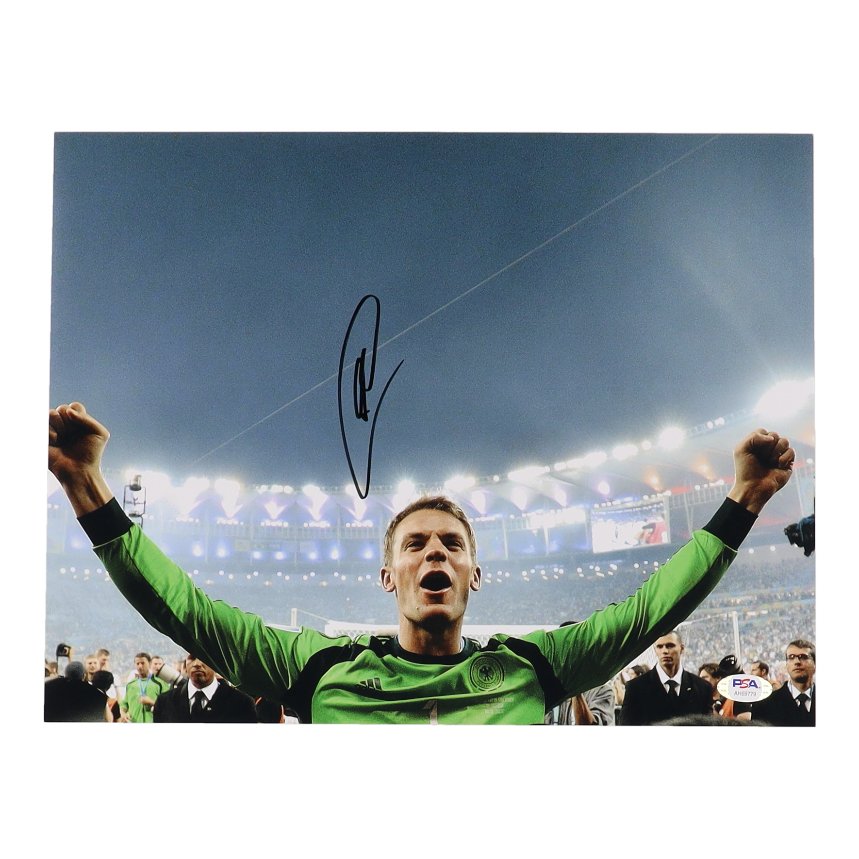 Manuel Neuer Signed Team Germany 11x14 Photo (PSA) at PristineAuction.com Manuel Neuer Signed Team Germany 11x14 Photo (PSA) at PristineAuction.com