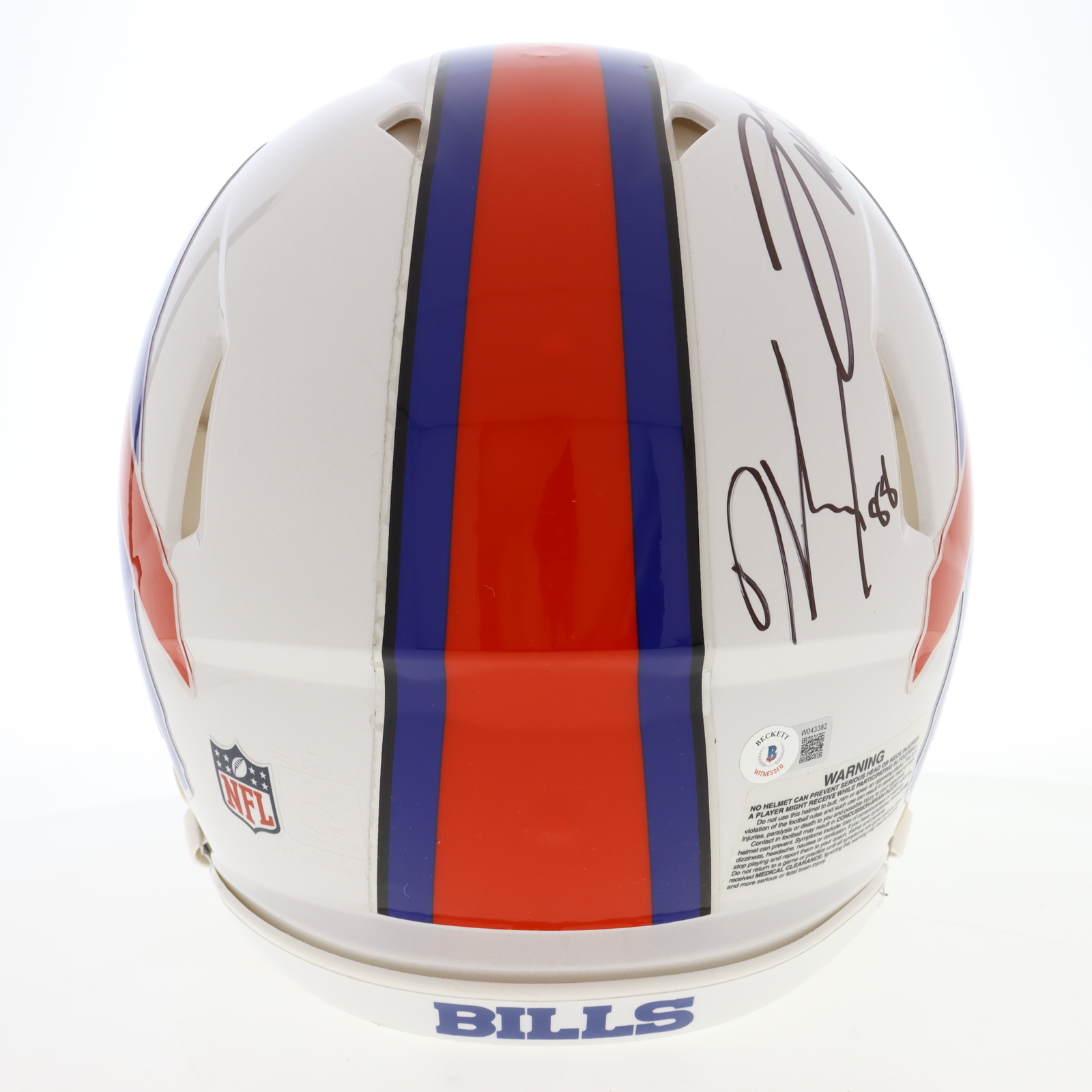 2022 Bills Full-Size Authentic Speed Helmet Team-Signed By (6) With Josh Allen, Stefon Diggs, Dawson Knox, Gabe Davis, & Devin Singletary (Beckett) at PristineAuction.com 2022 Bills Full-Size Authentic Speed Helmet Team-Signed By (6) With Josh Allen, Stefon Diggs, Dawson Knox, Gabe Davis, & Devin Singletary (Beckett) at PristineAuction.com