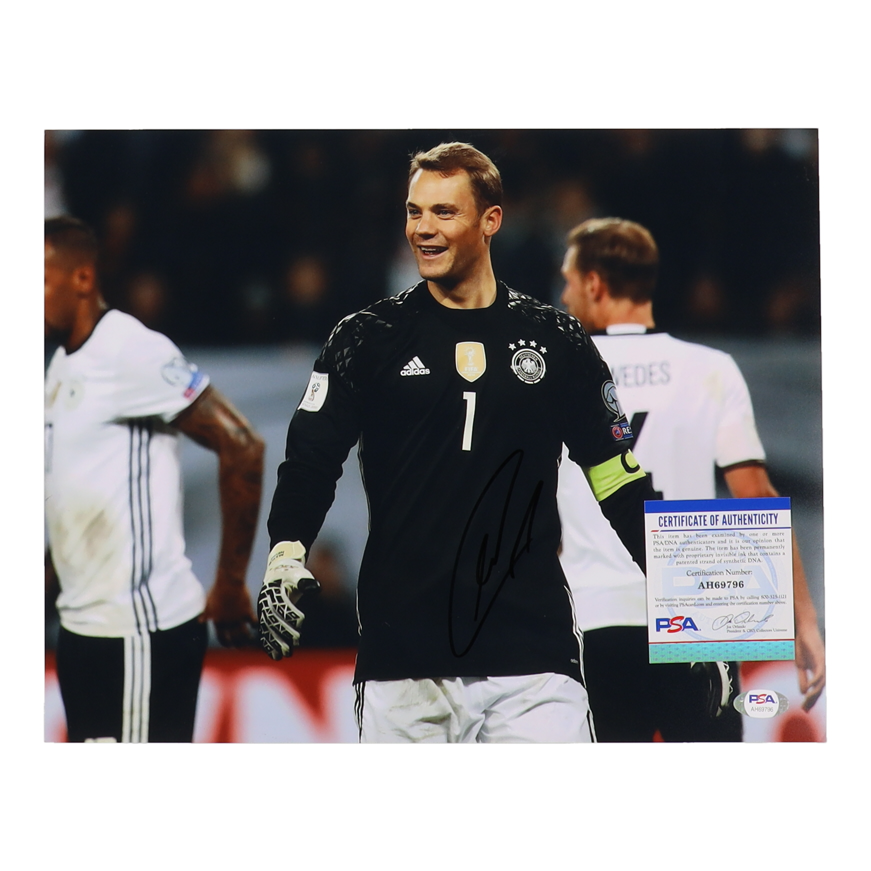 Manuel Neuer Signed FC Bayern Munich 11x14 Photo (PSA) at PristineAuction.com Manuel Neuer Signed FC Bayern Munich 11x14 Photo (PSA) at PristineAuction.com