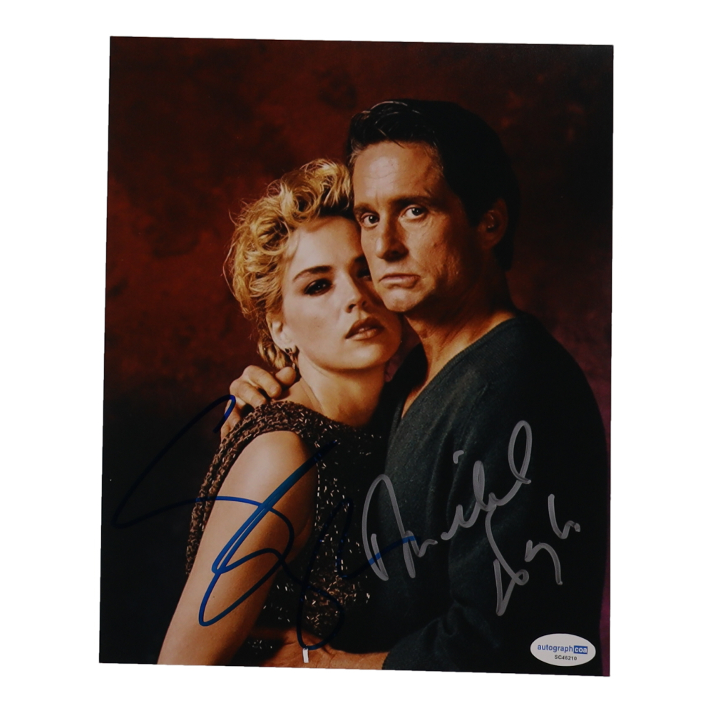 Michael Douglas & Sharon Stone Signed 8x10 Photo (ACOA) | Pristine Auction