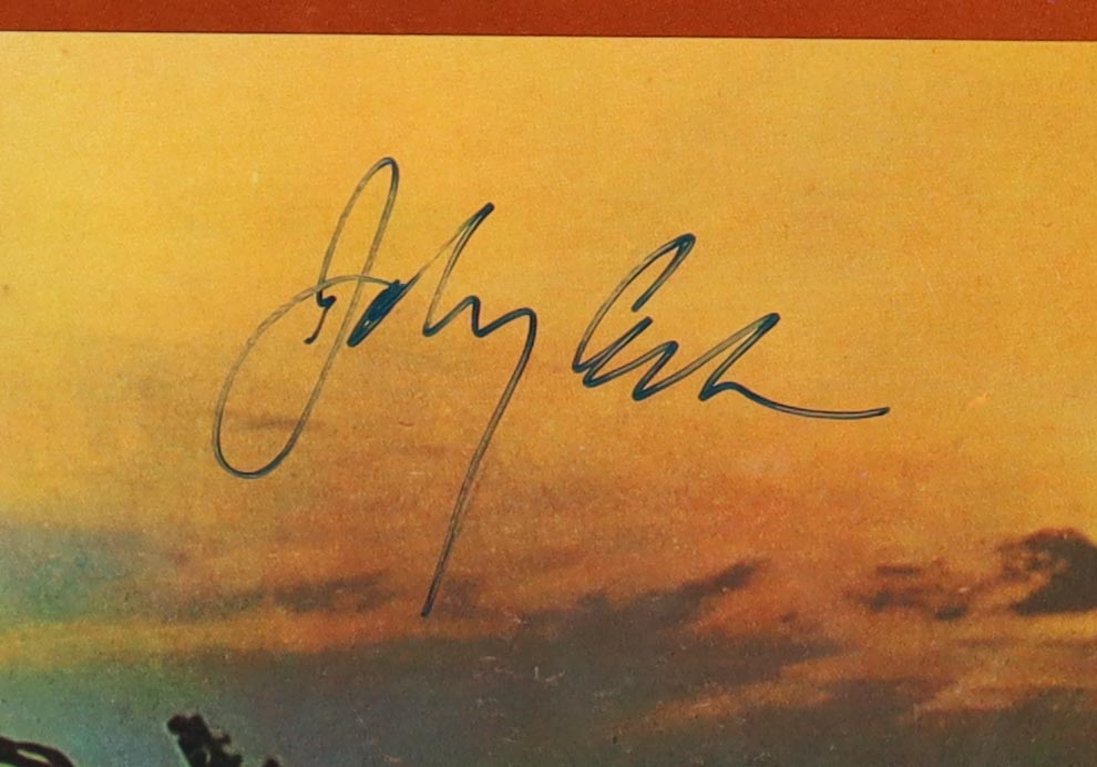 Johnny Cash Signed Custom Framed "Johnny Cash Sings Hank Williams" Vinyl Album Cover Display (JSA) at PristineAuction.com Johnny Cash Signed Custom Framed "Johnny Cash Sings Hank Williams" Vinyl Album Cover Display (JSA) at PristineAuction.com