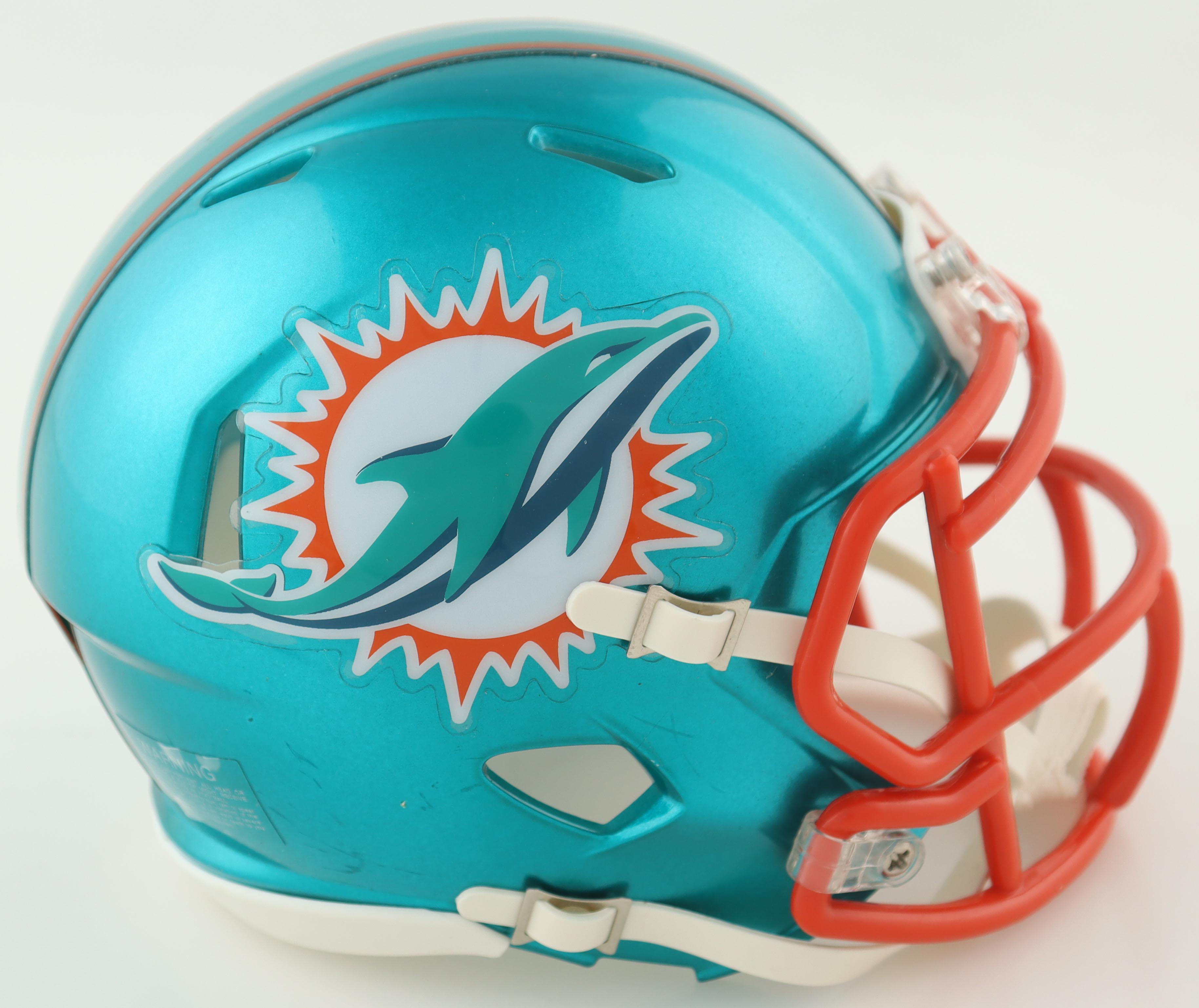 Devon Achane Signed Dolphins Flash Alternate Speed Mini Helmet (JSA) at PristineAuction.com Devon Achane Signed Dolphins Flash Alternate Speed Mini Helmet (JSA) at PristineAuction.com