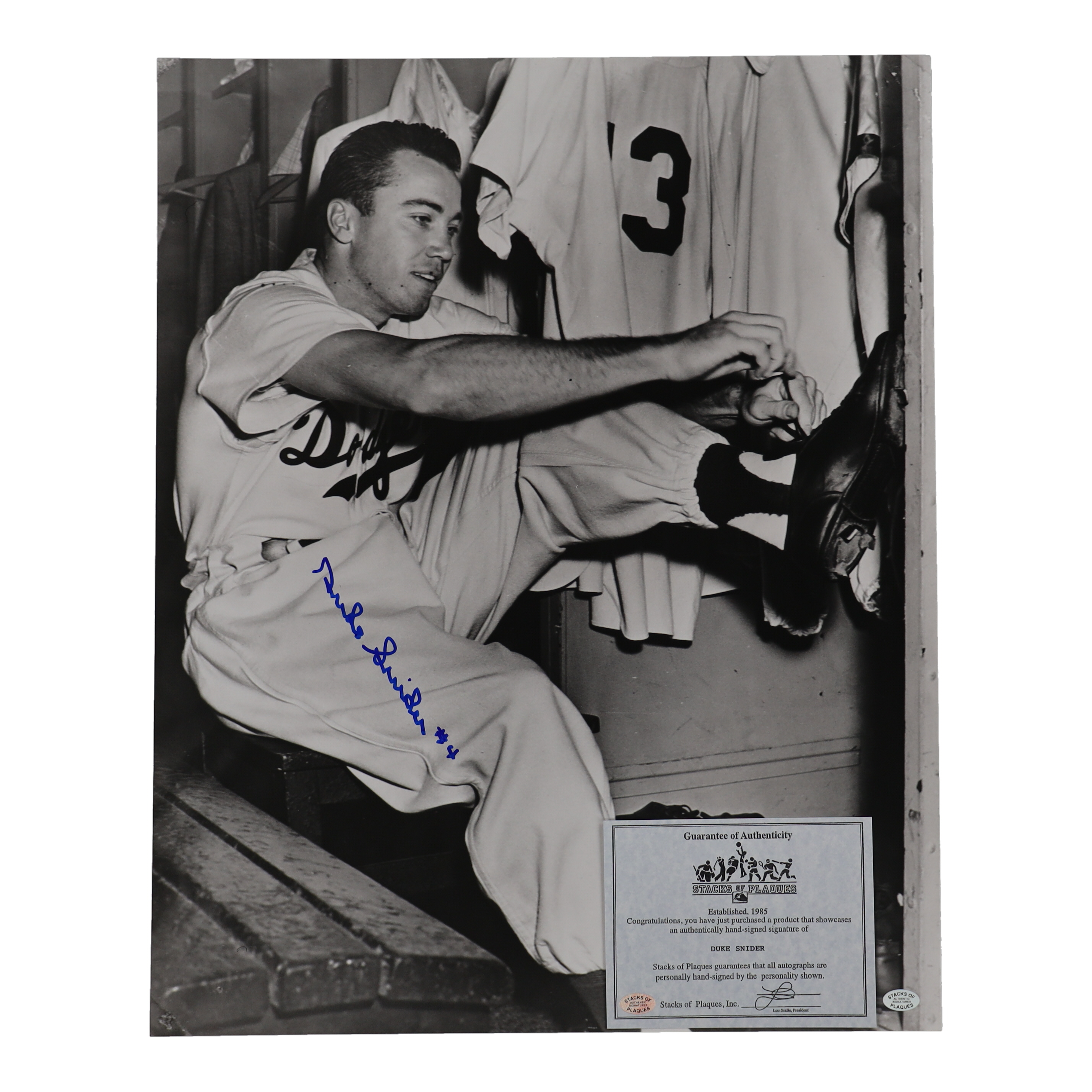 Duke Snider Signed Dodgers 16x20 Photo (Stacks of Plaques) at PristineAuction.com Duke Snider Signed Dodgers 16x20 Photo (Stacks of Plaques) at PristineAuction.com