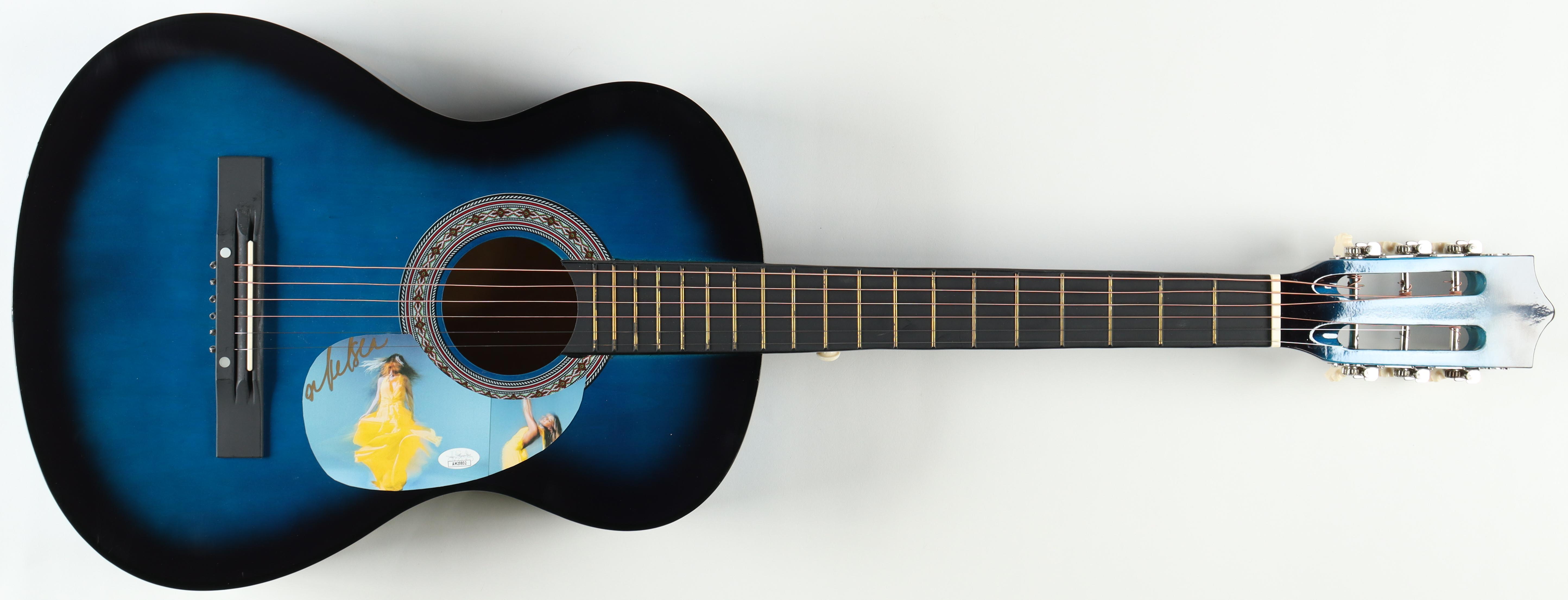 Kelsea Ballerini Signed 38" Acoustic Guitar (JSA) at PristineAuction.com Kelsea Ballerini Signed 38" Acoustic Guitar (JSA) at PristineAuction.com