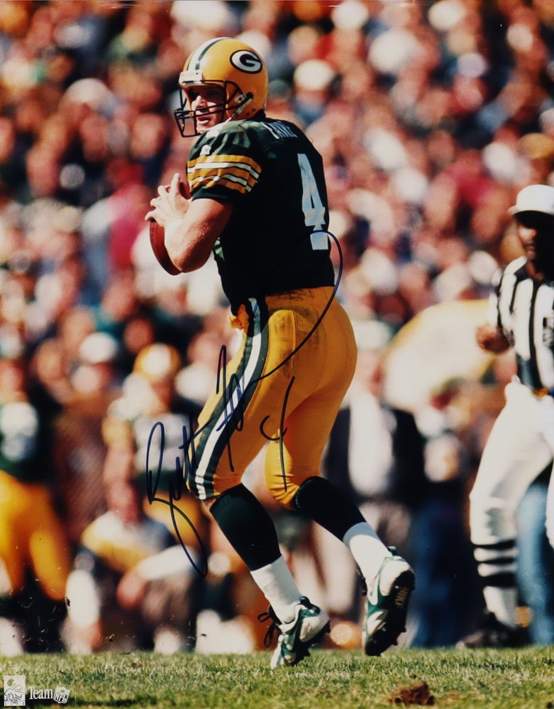 Brett Favre Signed Packers 8x10 Photo (JSA) at PristineAuction.com Brett Favre Signed Packers 8x10 Photo (JSA) at PristineAuction.com