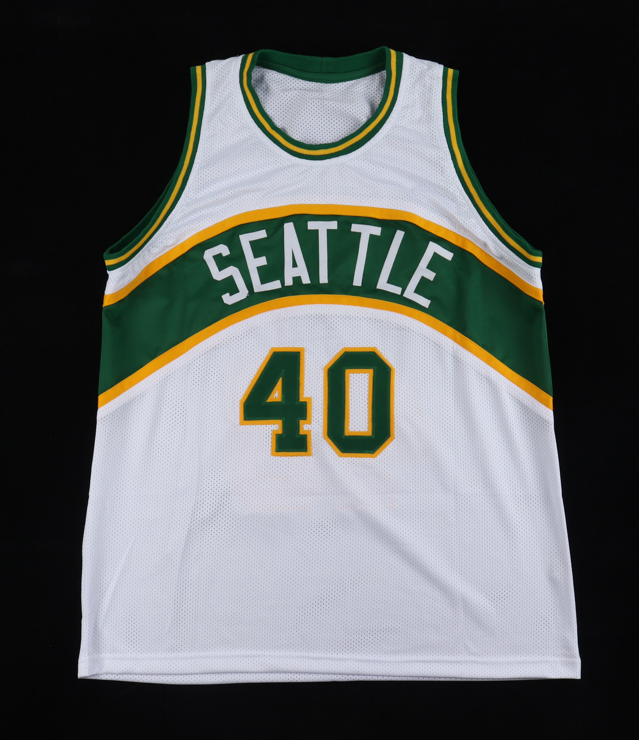 Shawn Kemp Signed Jersey (Beckett) at PristineAuction.com Shawn Kemp Signed Jersey (Beckett) at PristineAuction.com