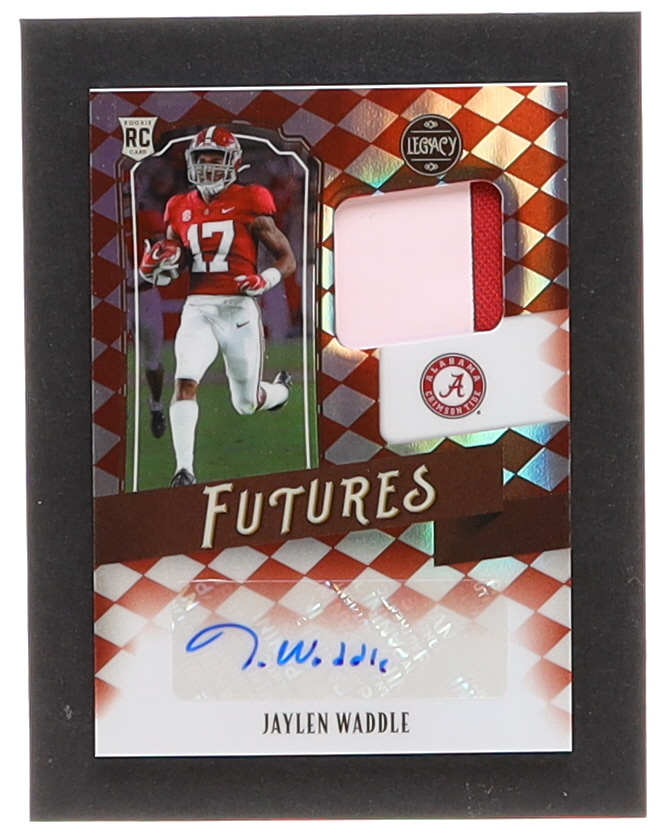 Jaylen Waddle 2021 Panini Legacy Futures Patch Autographs Ruby #11 RC #018/100 at PristineAuction.com Jaylen Waddle 2021 Panini Legacy Futures Patch Autographs Ruby #11 RC #018/100 at PristineAuction.com