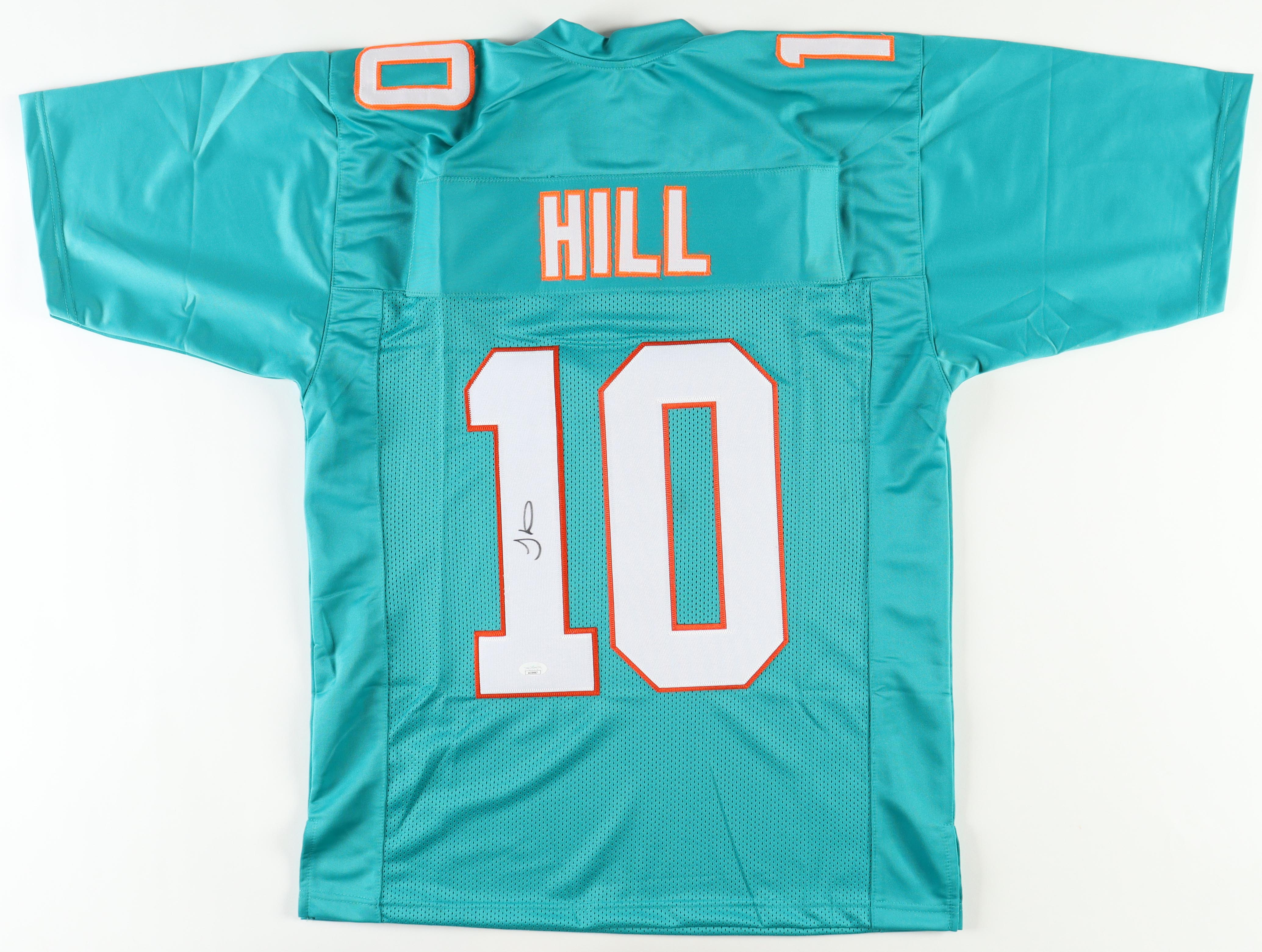 Tyreek Hill Signed Jersey (JSA) at PristineAuction.com Tyreek Hill Signed Jersey (JSA) at PristineAuction.com