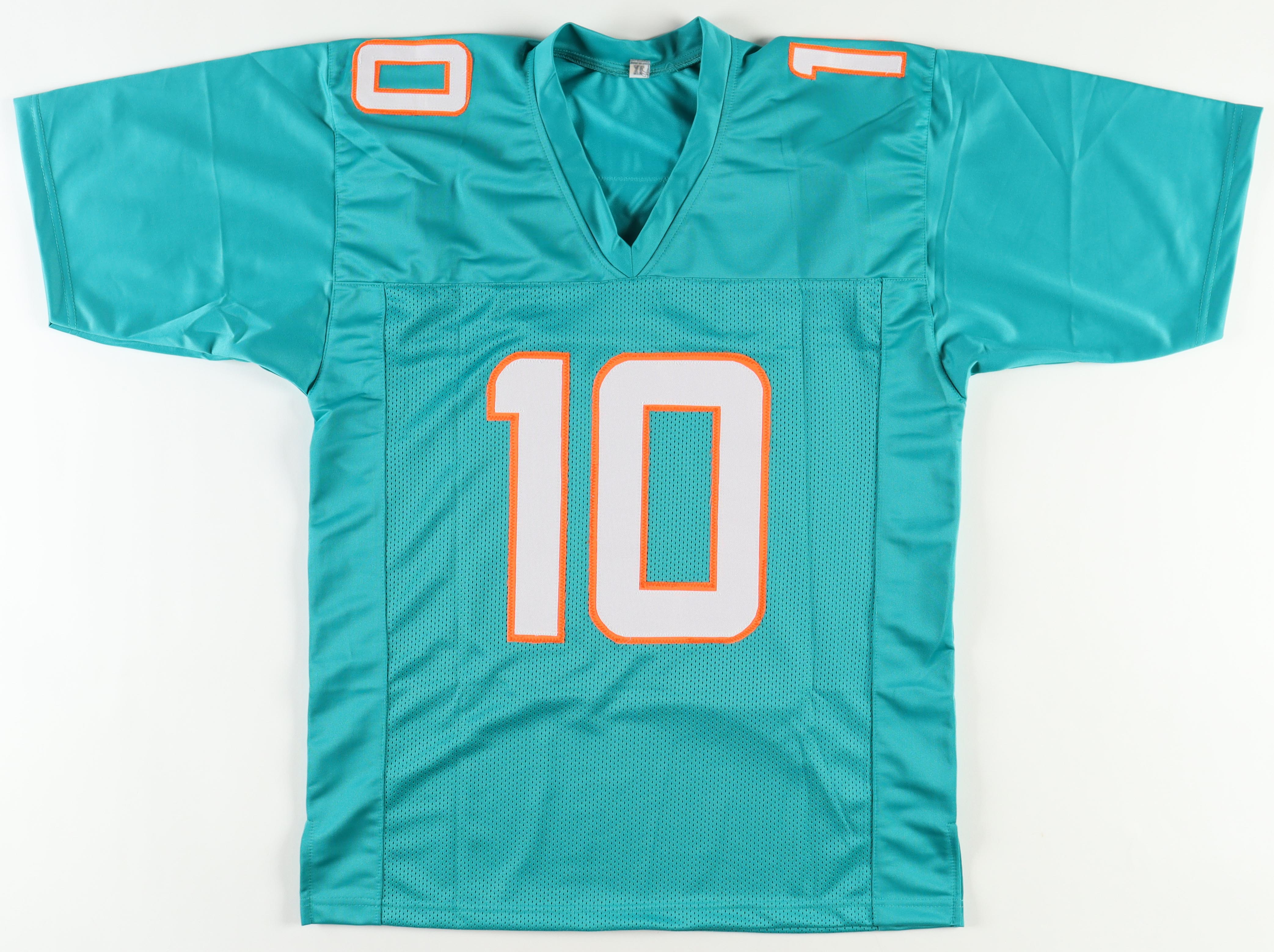 Tyreek Hill Signed Jersey (JSA) at PristineAuction.com Tyreek Hill Signed Jersey (JSA) at PristineAuction.com