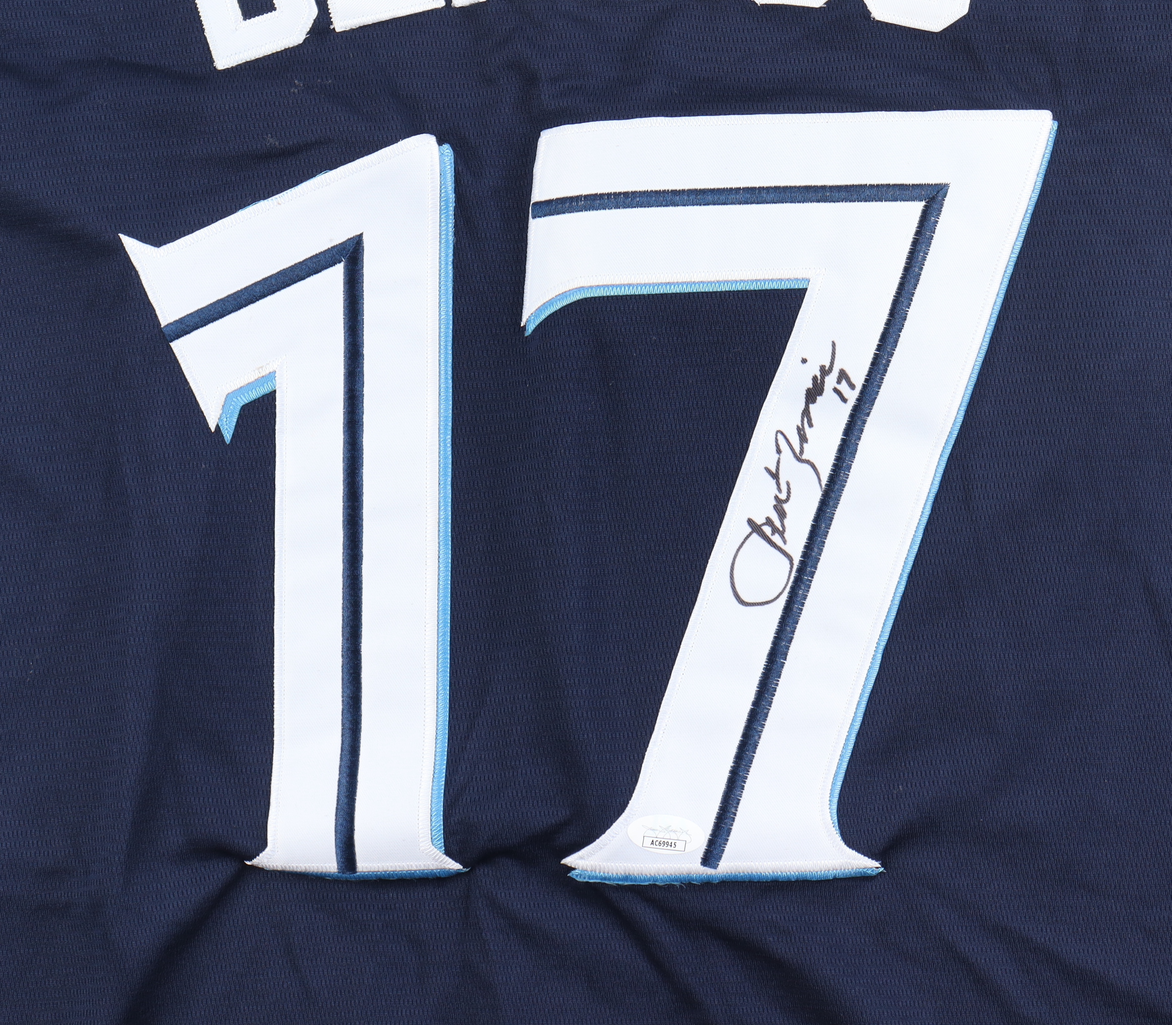 Jose Berrios Signed Jersey (JSA) at PristineAuction.com Jose Berrios Signed Jersey (JSA) at PristineAuction.com