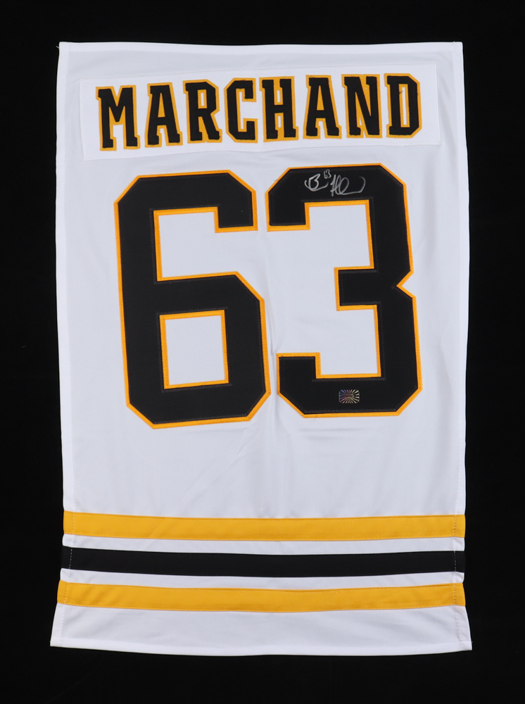 Brad Marchand Signed Bruins Jersey Swatch (YSMS & Marchand) at PristineAuction.com Brad Marchand Signed Bruins Jersey Swatch (YSMS & Marchand) at PristineAuction.com