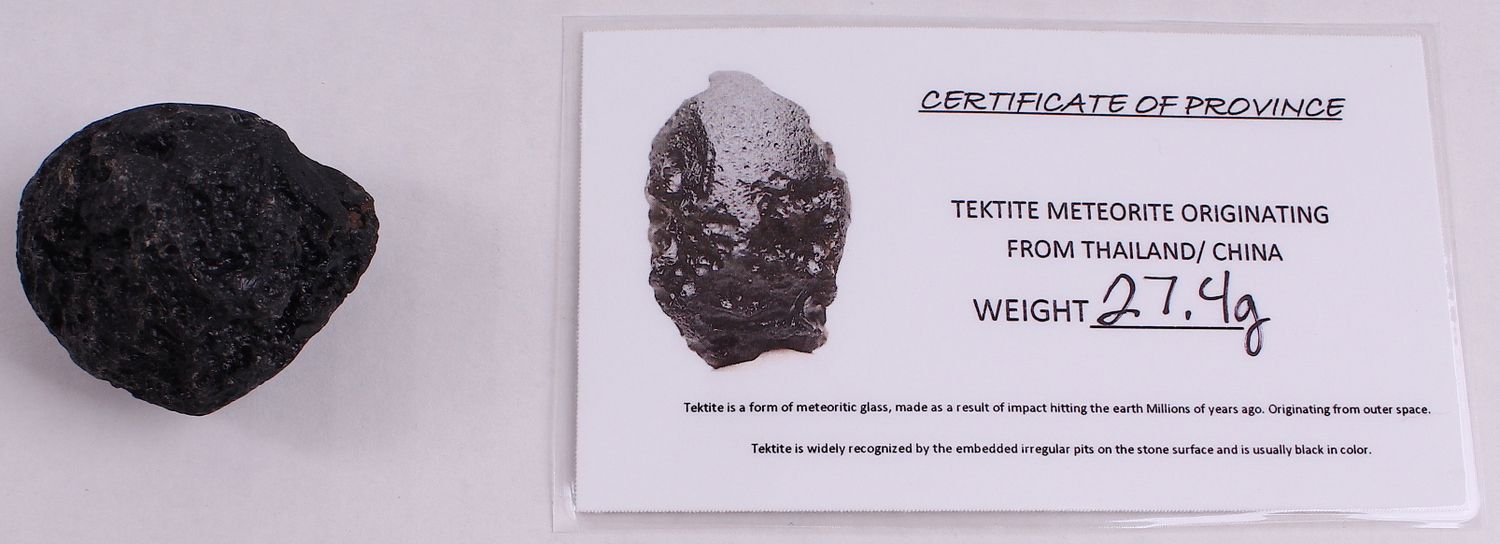 Tektite Meteorite from Thailand/China (27.4 grams) at PristineAuction.com Tektite Meteorite from Thailand/China (27.4 grams) at PristineAuction.com