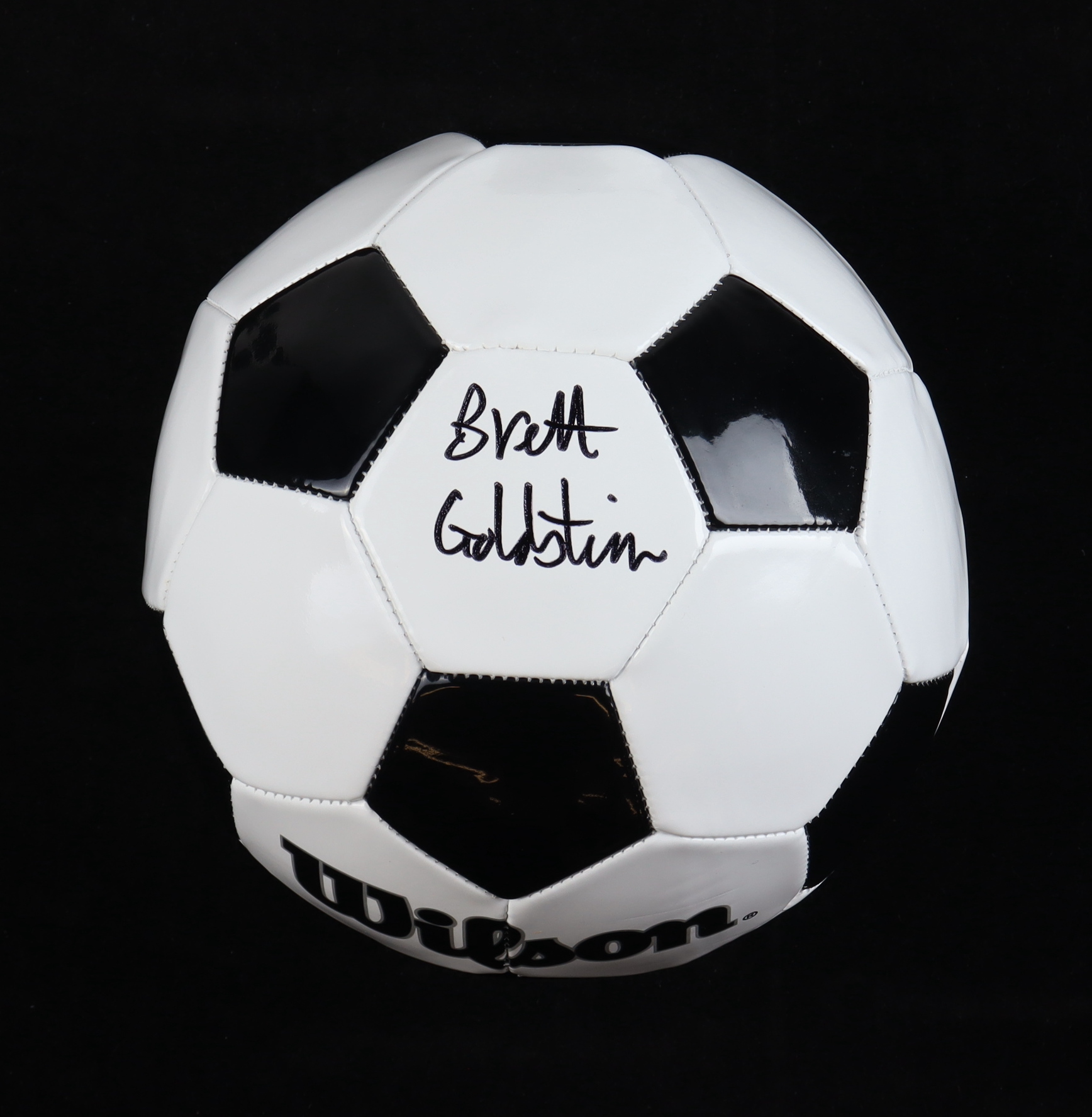 Brett Goldstein Signed Wilson Soccer Ball (Schwartz) at PristineAuction.com Brett Goldstein Signed Wilson Soccer Ball (Schwartz) at PristineAuction.com