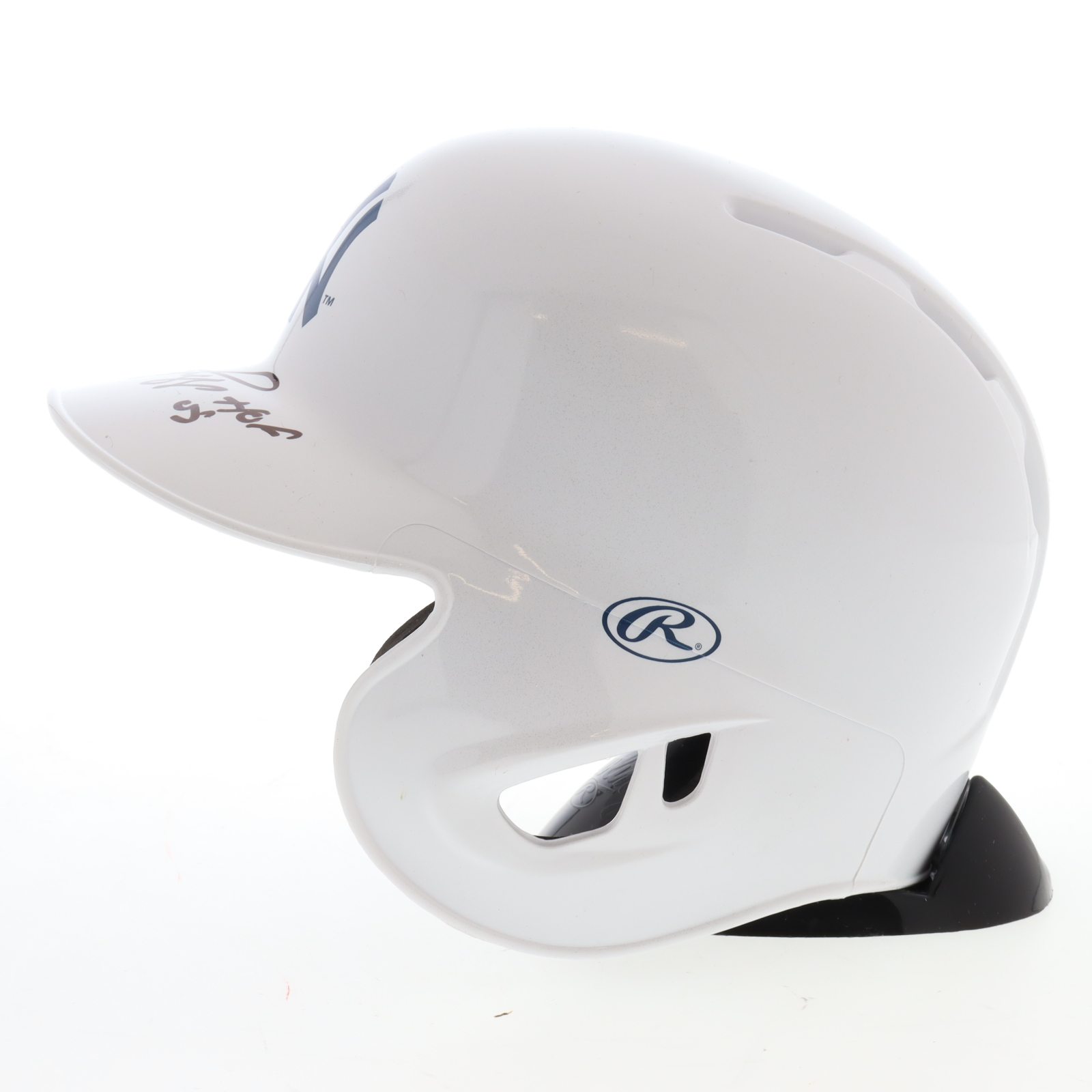 Wade Boggs Signed Yankees Mini Batting Helmet Inscribed "HOF 05" (Beckett) at PristineAuction.com Wade Boggs Signed Yankees Mini Batting Helmet Inscribed "HOF 05" (Beckett) at PristineAuction.com