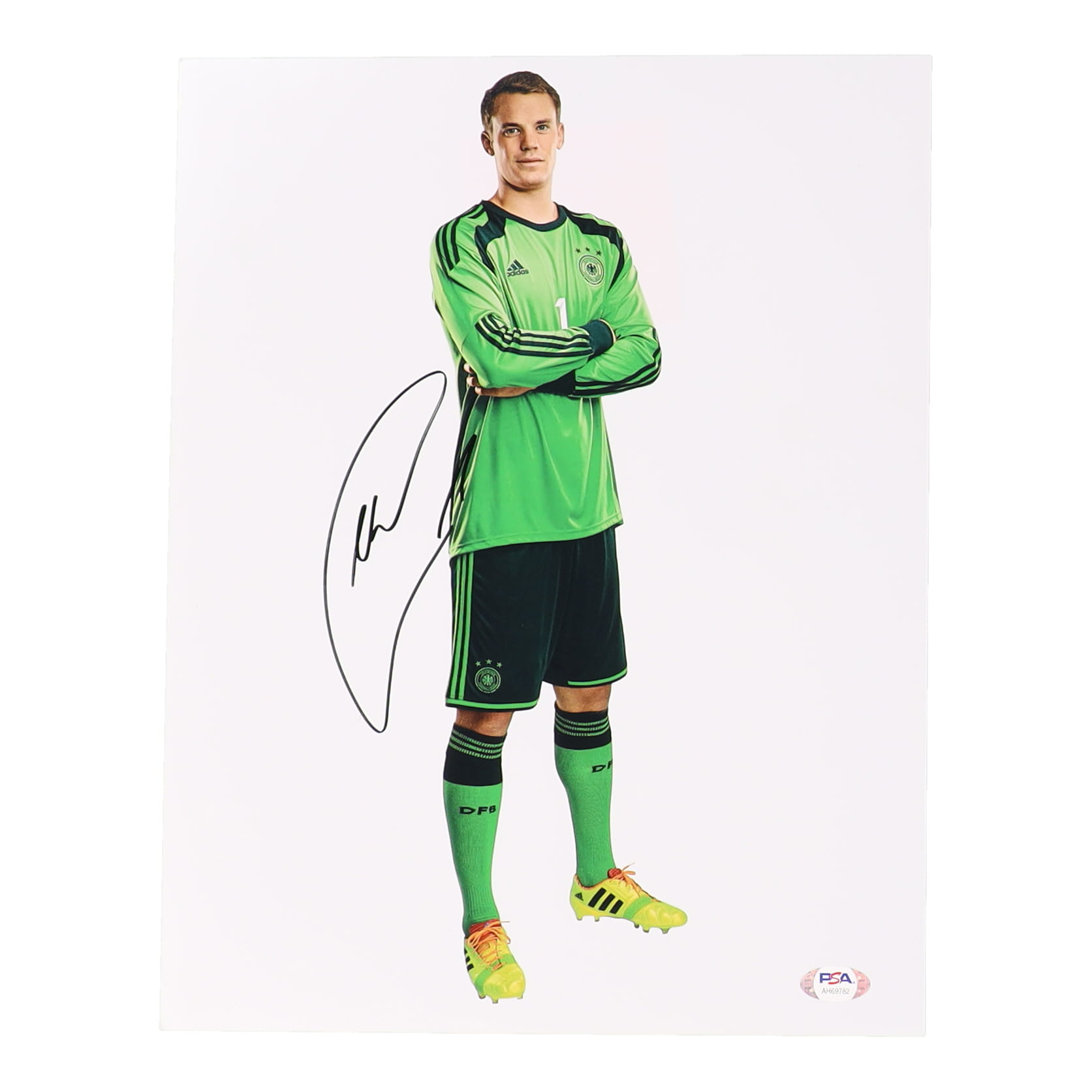 Manuel Neuer Signed Bayern Munich 11x14 Photo (PSA) at PristineAuction.com Manuel Neuer Signed Bayern Munich 11x14 Photo (PSA) at PristineAuction.com