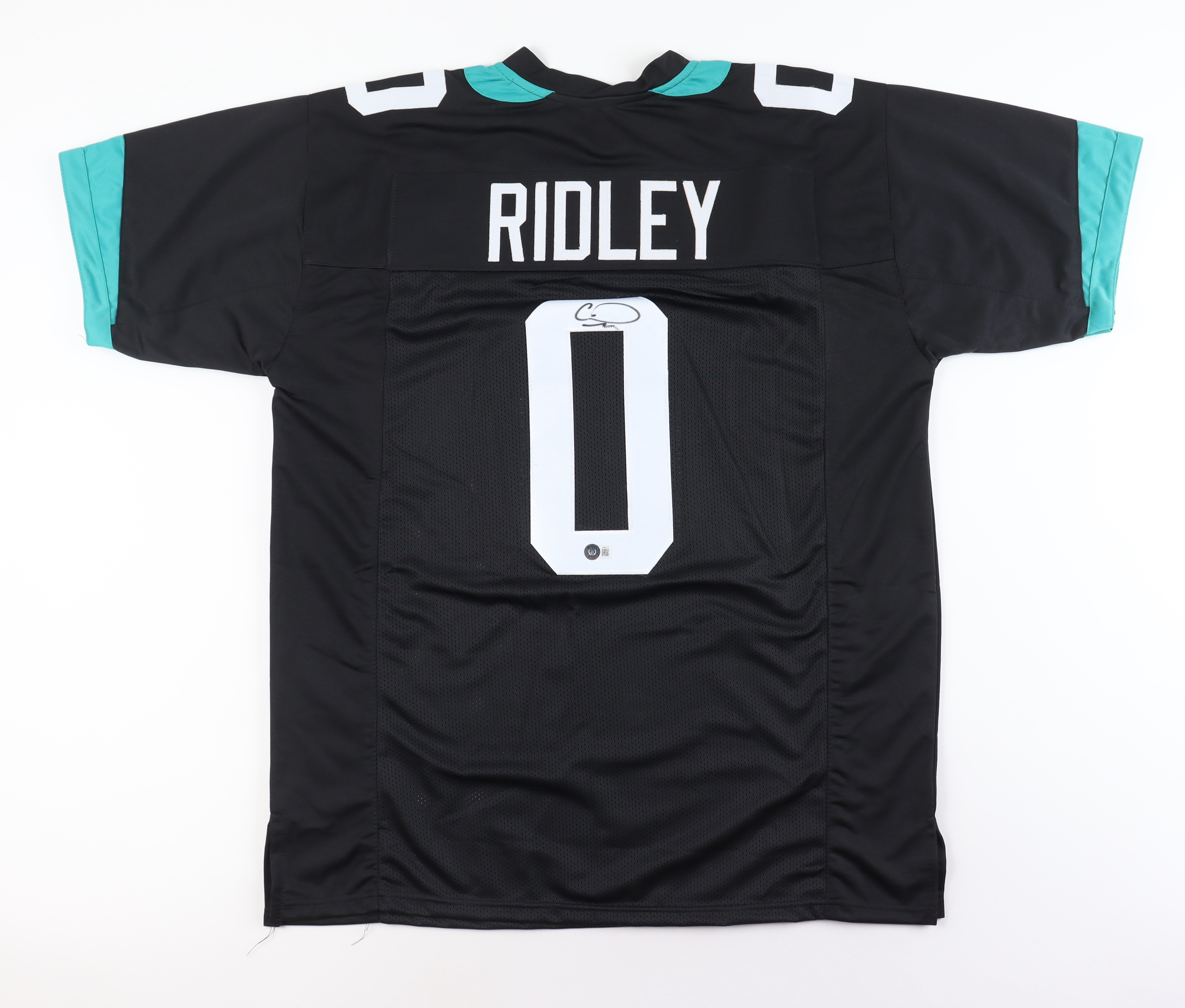 Calvin Ridley Signed Jersey (Beckett) at PristineAuction.com Calvin Ridley Signed Jersey (Beckett) at PristineAuction.com