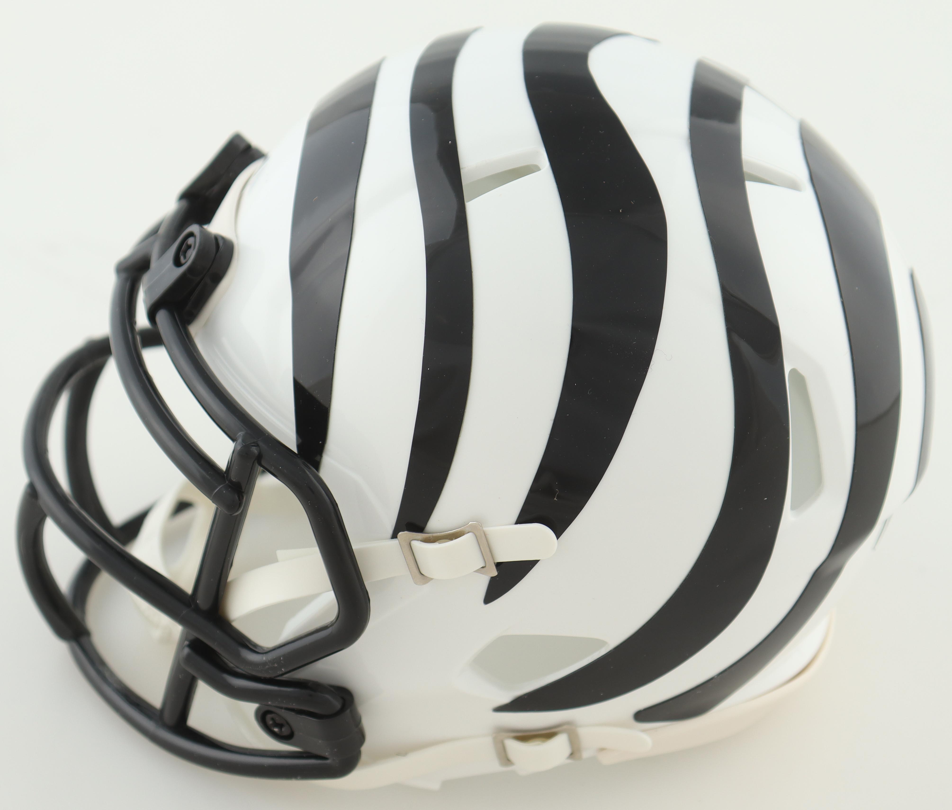 Chad 'Ochocinco' Johnson Signed Bengals Speed Mini Helmet (JSA) at PristineAuction.com Chad 'Ochocinco' Johnson Signed Bengals Speed Mini Helmet (JSA) at PristineAuction.com