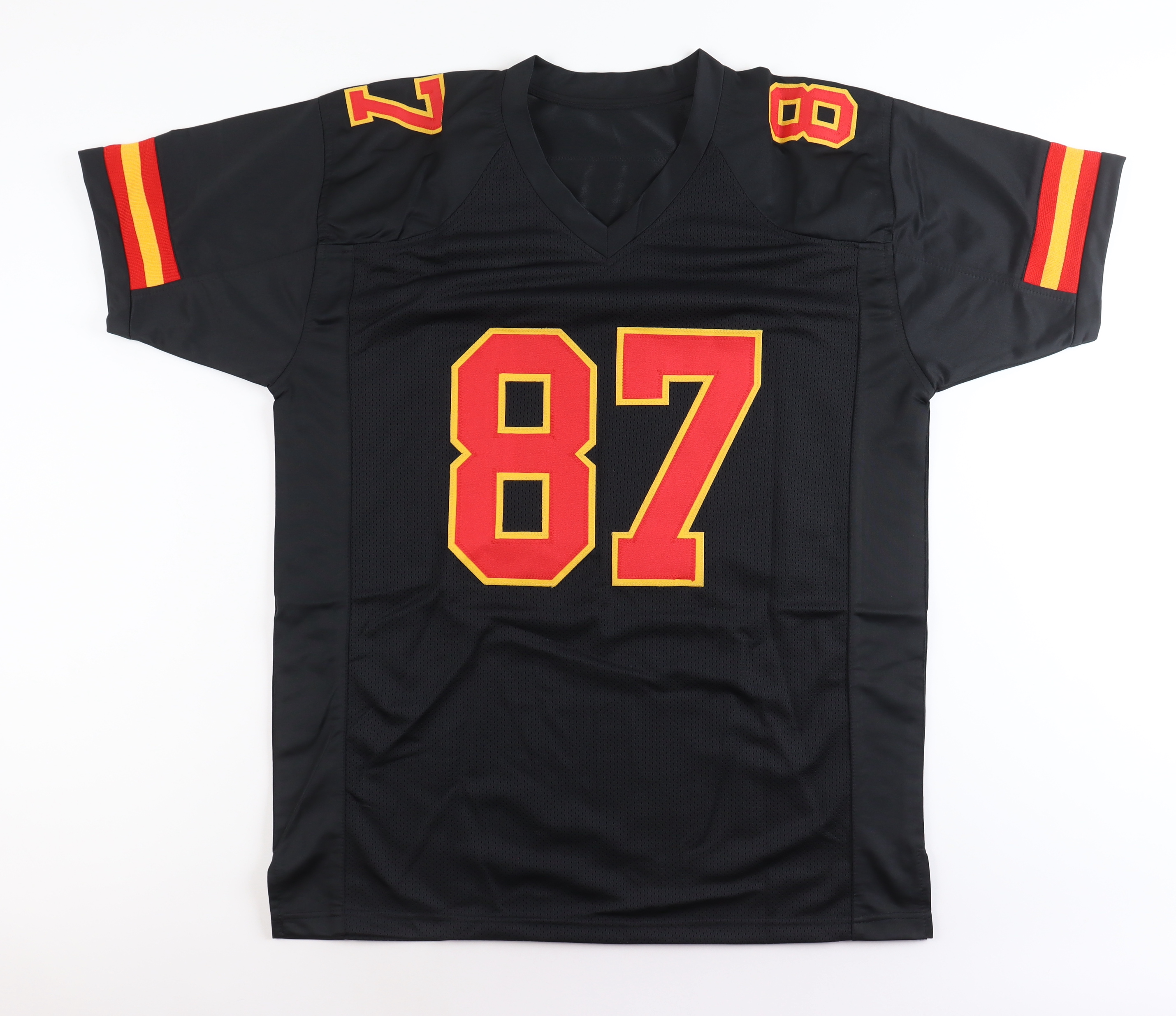 Travis Kelce Signed Jersey (Beckett) at PristineAuction.com Travis Kelce Signed Jersey (Beckett) at PristineAuction.com