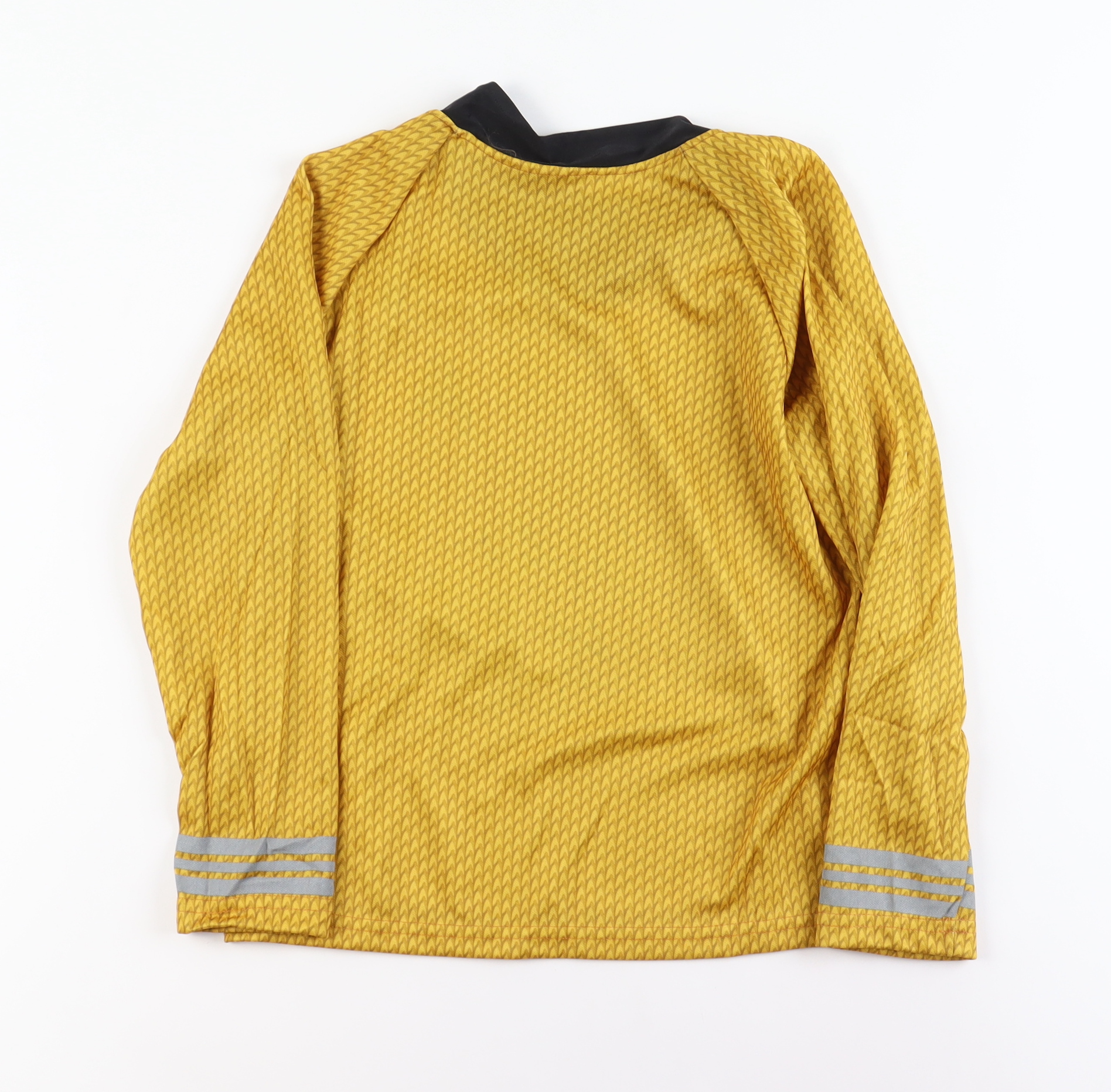 William Shatner Signed Prop Replica Uniform Shirt Inscribed "Capt. Kirk" (JSA) at PristineAuction.com William Shatner Signed Prop Replica Uniform Shirt Inscribed "Capt. Kirk" (JSA) at PristineAuction.com