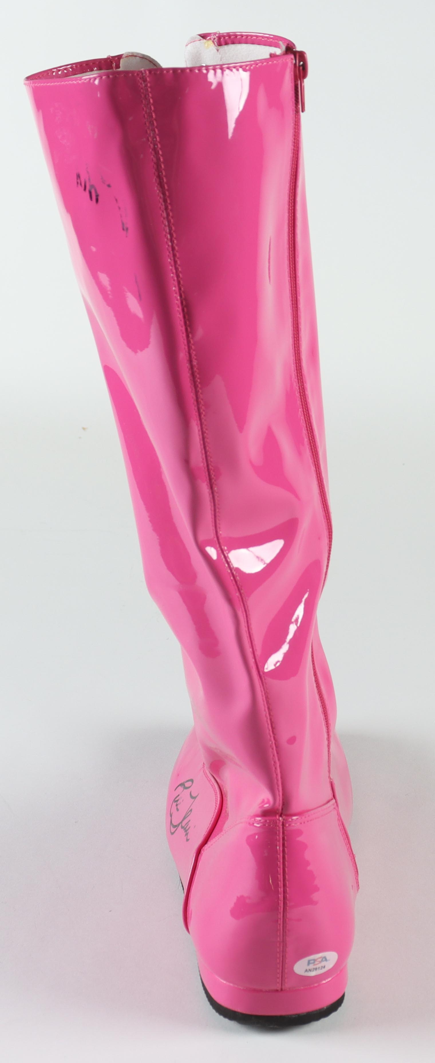 Ric Flair Signed Wrestling Boot (PSA) at PristineAuction.com Ric Flair Signed Wrestling Boot (PSA) at PristineAuction.com