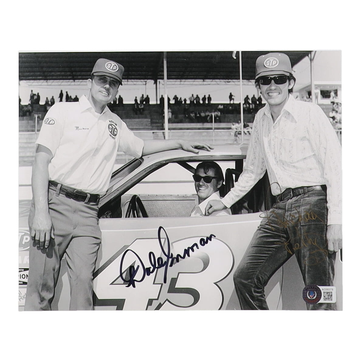 Richard Petty & Dale Inman Signed NASCAR 8x10 Photo (Beckett) at PristineAuction.com Richard Petty & Dale Inman Signed NASCAR 8x10 Photo (Beckett) at PristineAuction.com