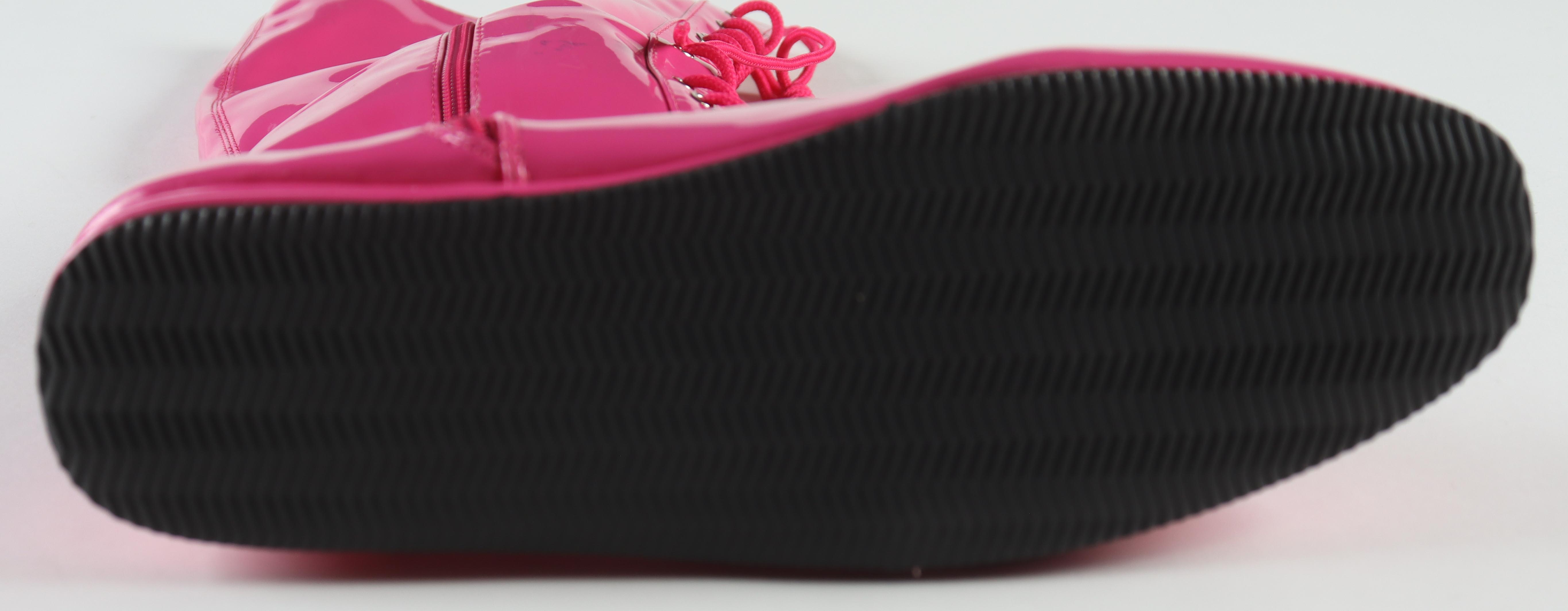 Ric Flair Signed Wrestling Boot (PSA) at PristineAuction.com Ric Flair Signed Wrestling Boot (PSA) at PristineAuction.com