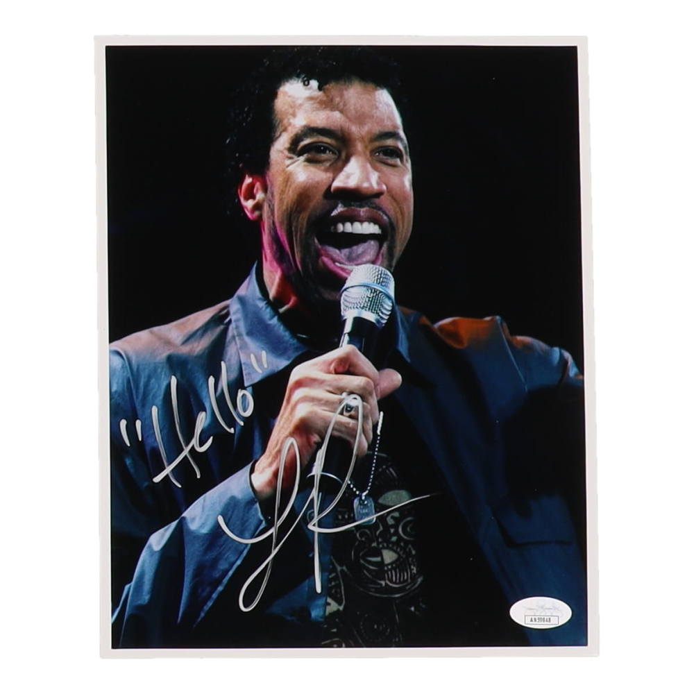 LIONEL RICHIE Signed Photo the Man COA hologram main image 0