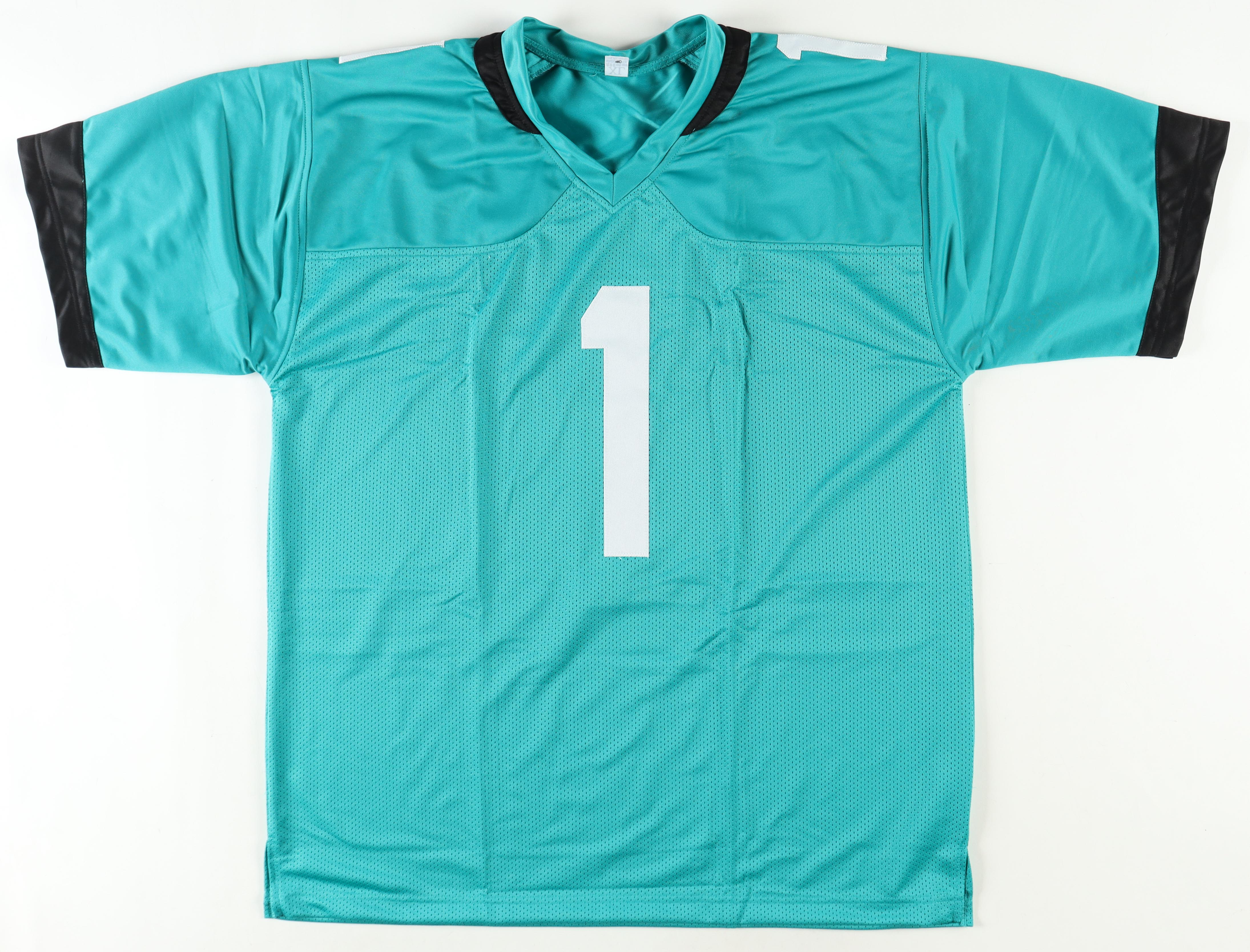 Travis Etienne Jr. Signed Jersey (Beckett) at PristineAuction.com Travis Etienne Jr. Signed Jersey (Beckett) at PristineAuction.com