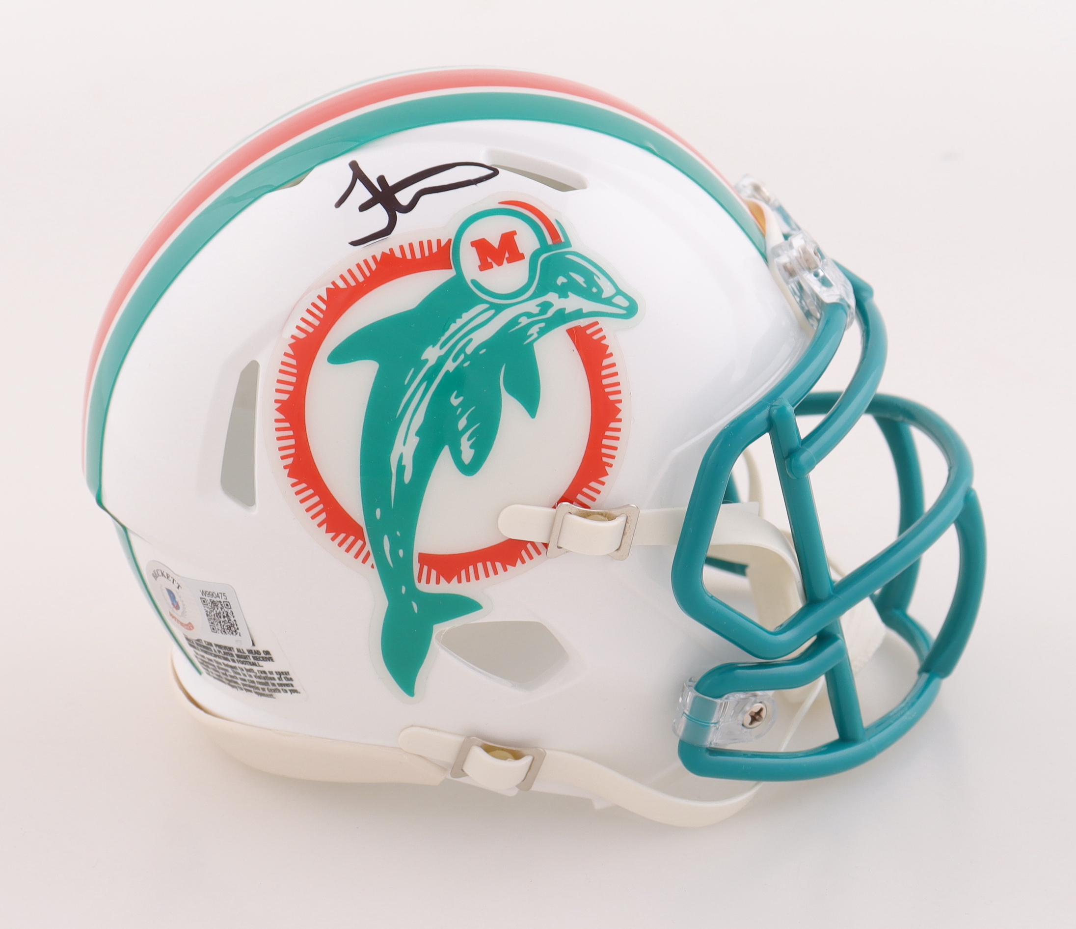 Tyreek Hill Signed Dolphins Throwback Speed Mini Helmet (Beckett) at PristineAuction.com Tyreek Hill Signed Dolphins Throwback Speed Mini Helmet (Beckett) at PristineAuction.com