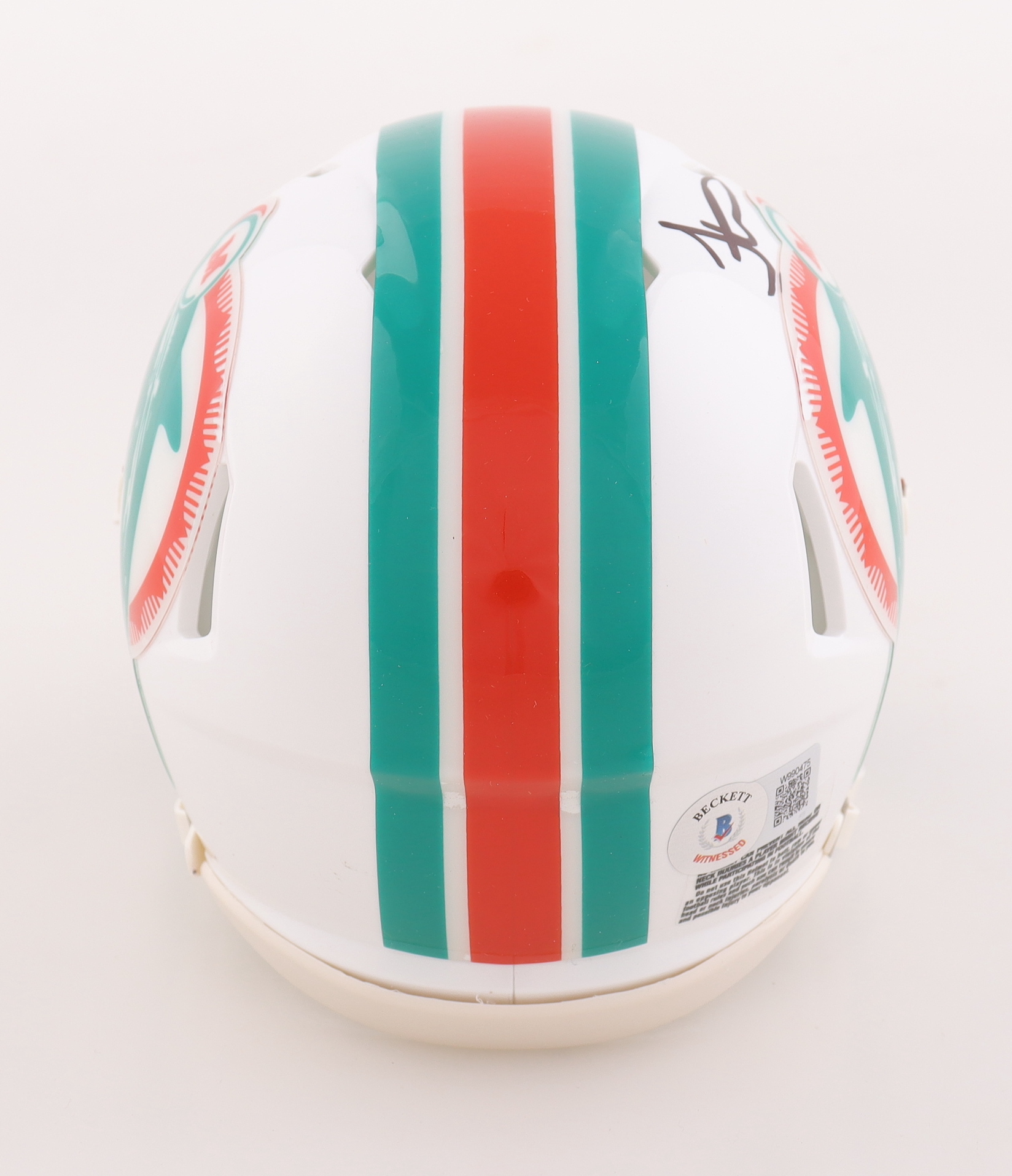Tyreek Hill Signed Dolphins Throwback Speed Mini Helmet (Beckett) at PristineAuction.com Tyreek Hill Signed Dolphins Throwback Speed Mini Helmet (Beckett) at PristineAuction.com