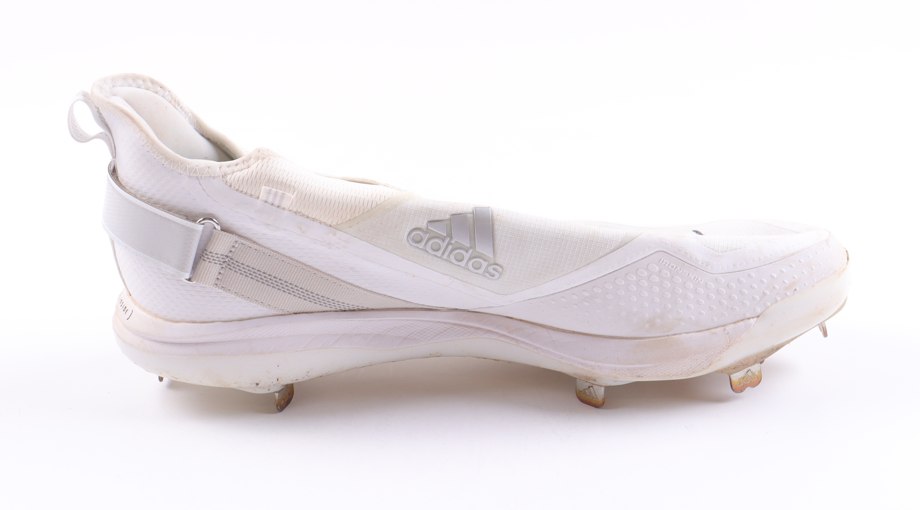 Aroldis Chapman Signed Adidas Game-Used Baseball Cleat (JSA) at PristineAuction.com Aroldis Chapman Signed Adidas Game-Used Baseball Cleat (JSA) at PristineAuction.com