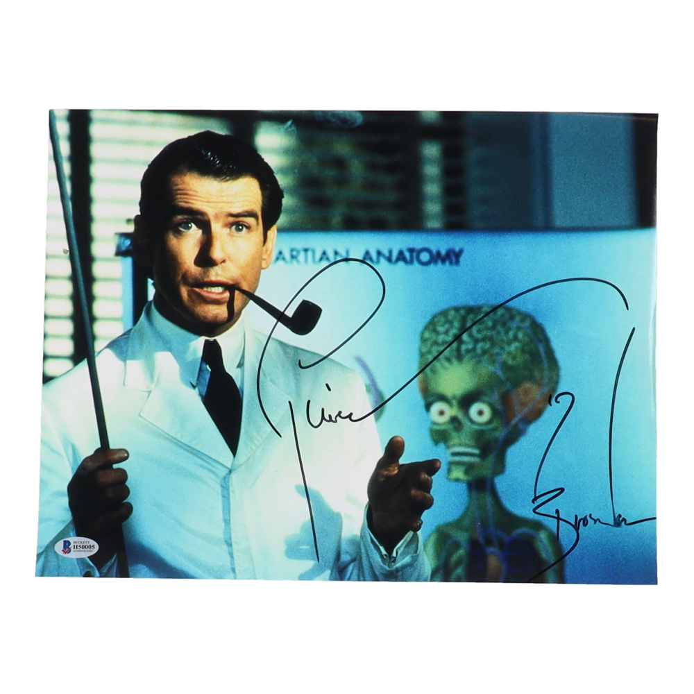Pierce Brosnan Signed "Mars Attacks!" 11x14 Photo (Beckett) Pristine
