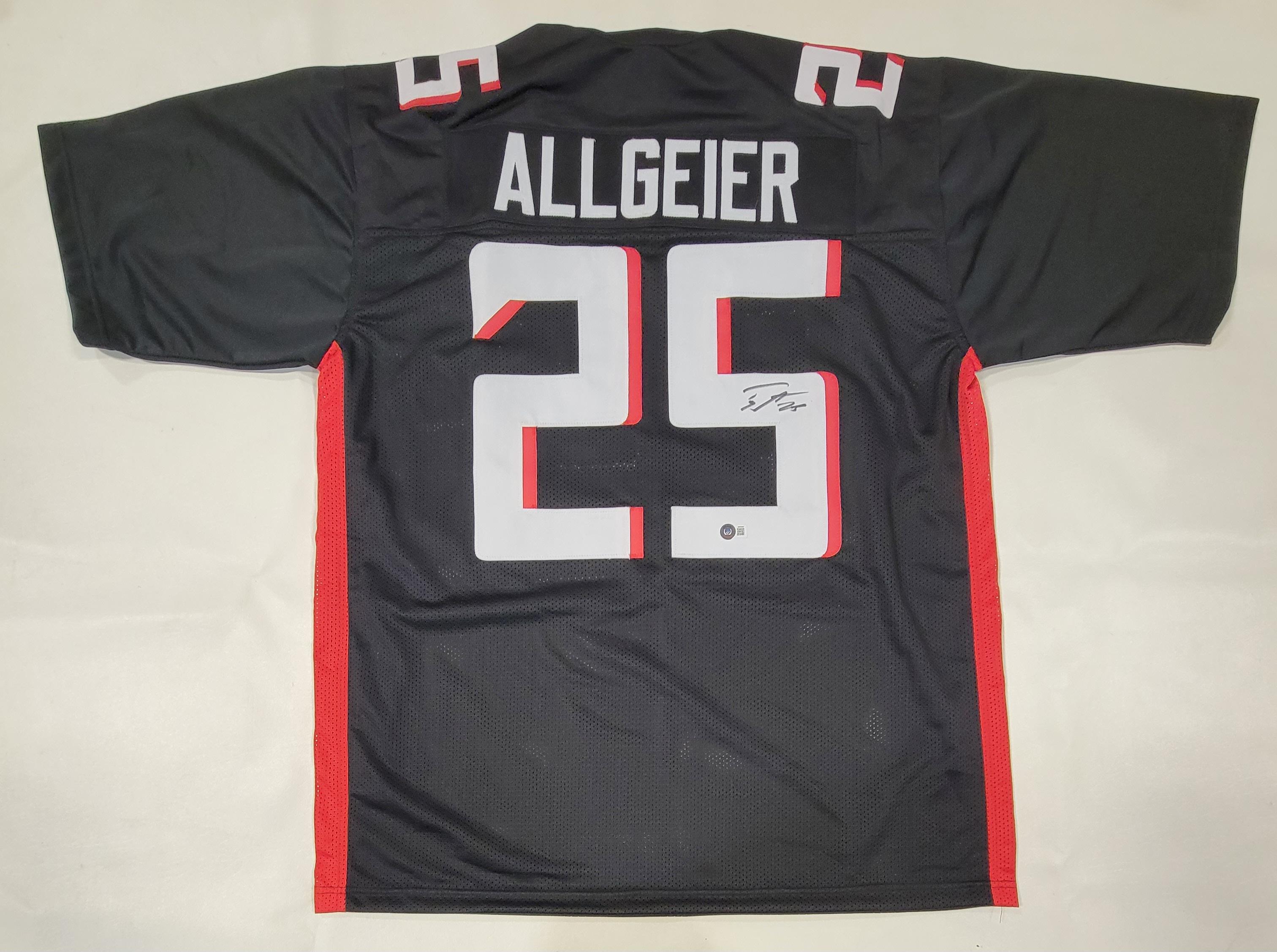 Tyler Allgeier Signed Jersey (Beckett) at PristineAuction.com Tyler Allgeier Signed Jersey (Beckett) at PristineAuction.com