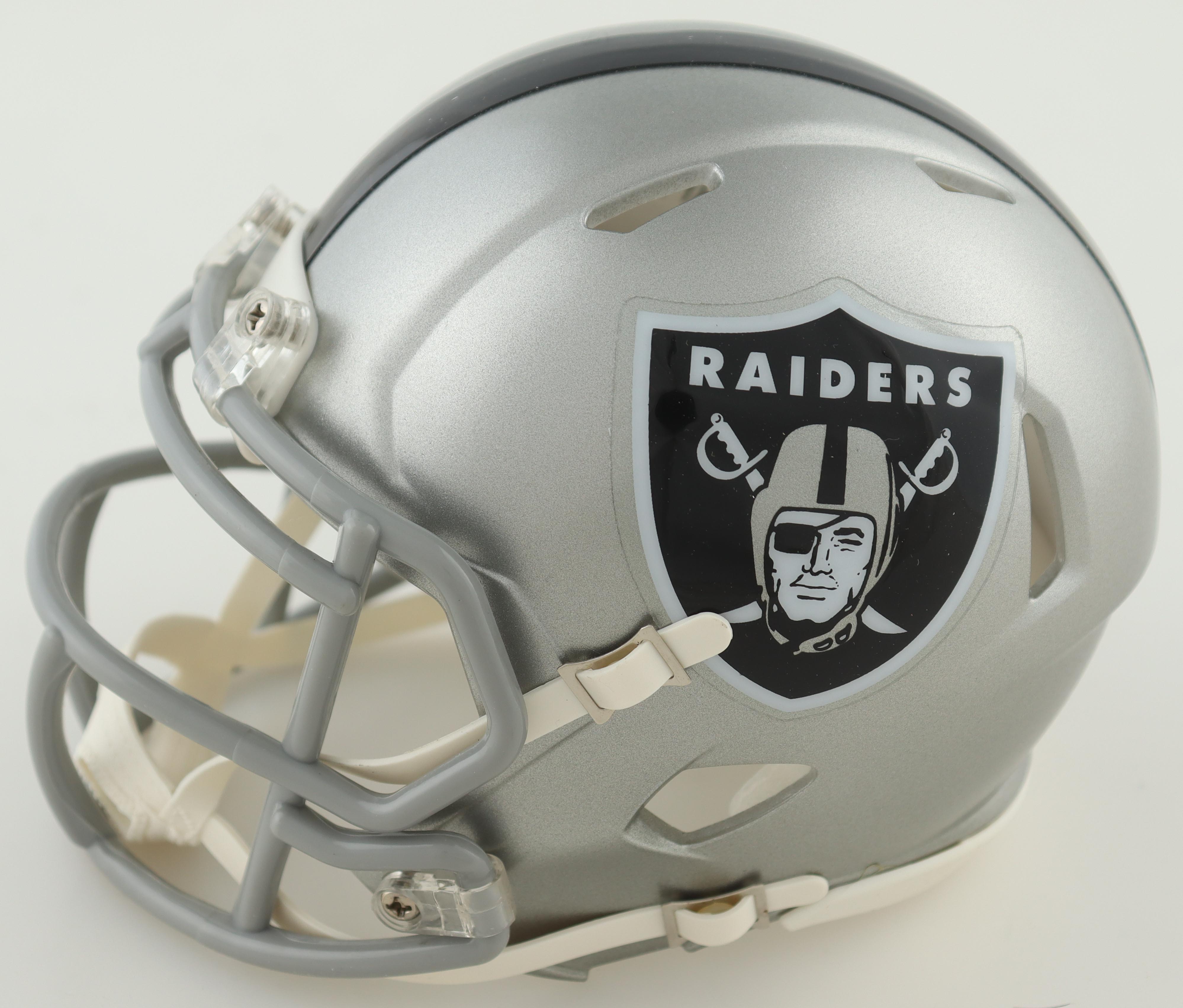 Davante Adams Signed Raiders Speed Mini Helmet (JSA) at PristineAuction.com Davante Adams Signed Raiders Speed Mini Helmet (JSA) at PristineAuction.com