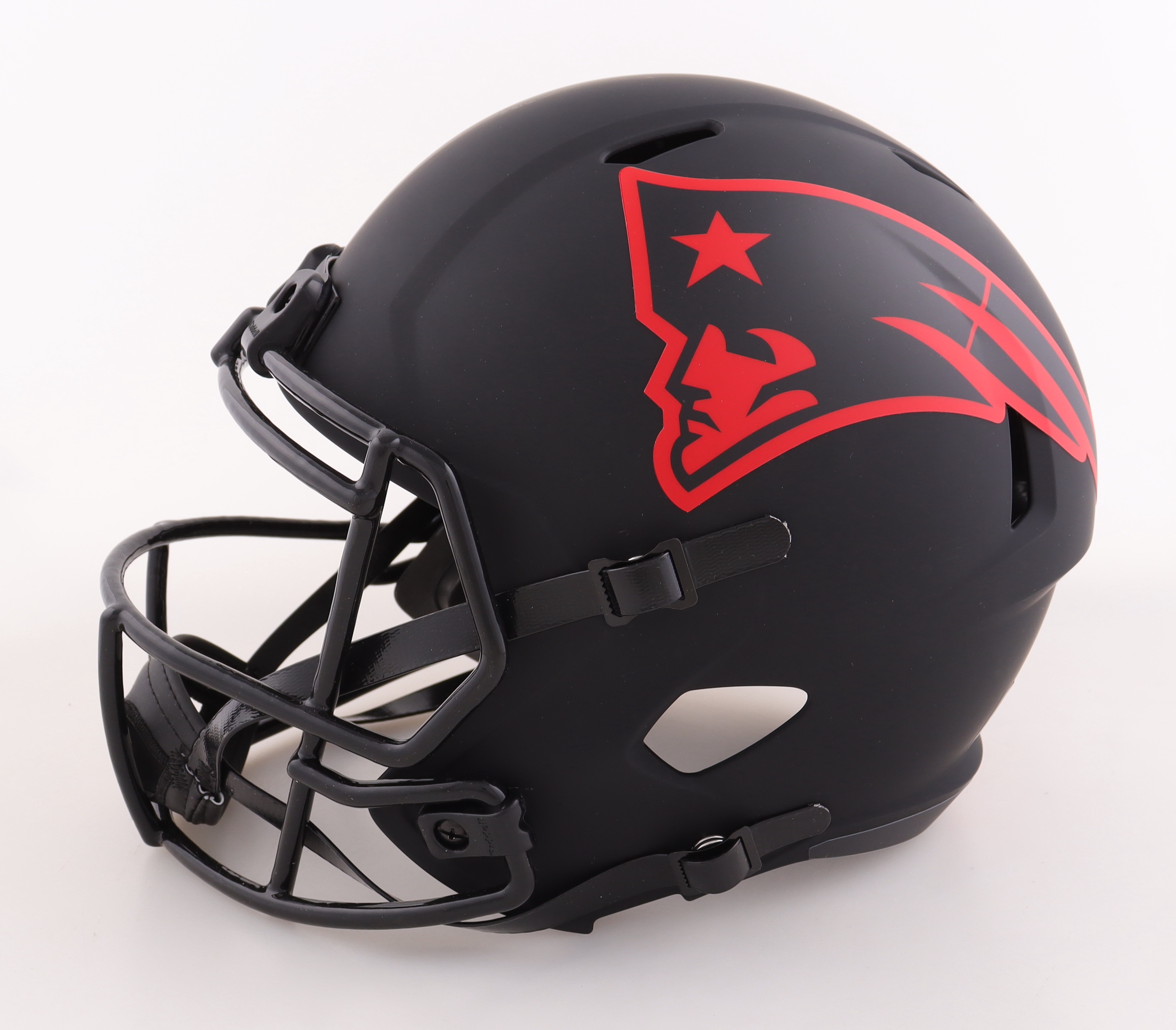 Randy Moss Signed Patriots Full Size Eclipse Alternate Speed Helmet Inscribed "Straight Cash Homie" (Beckett) at PristineAuction.com Randy Moss Signed Patriots Full Size Eclipse Alternate Speed Helmet Inscribed "Straight Cash Homie" (Beckett) at PristineAuction.com