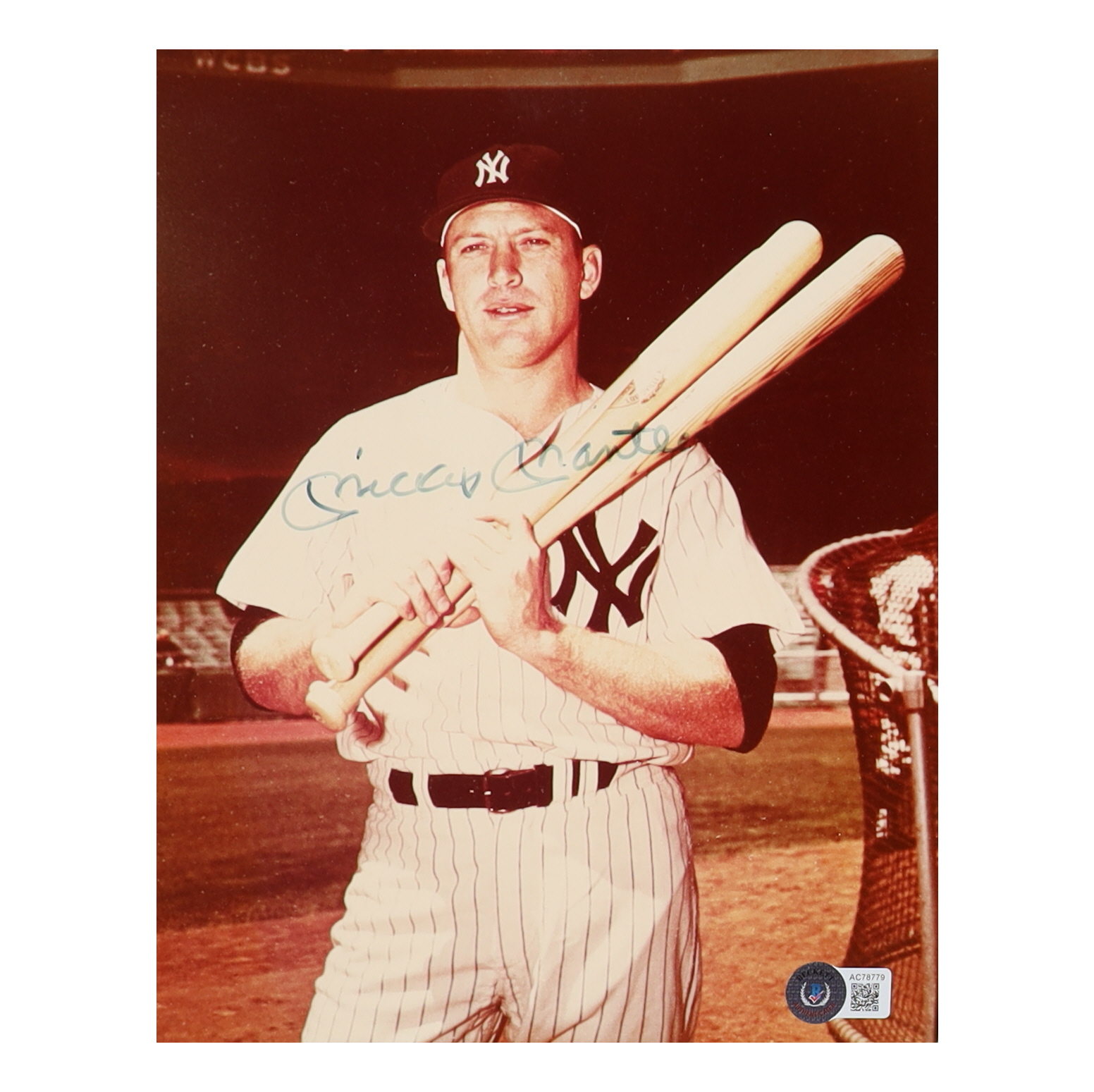 Mickey Mantle Signed Yankees 8x10 Photo (Beckett) at PristineAuction.com Mickey Mantle Signed Yankees 8x10 Photo (Beckett) at PristineAuction.com