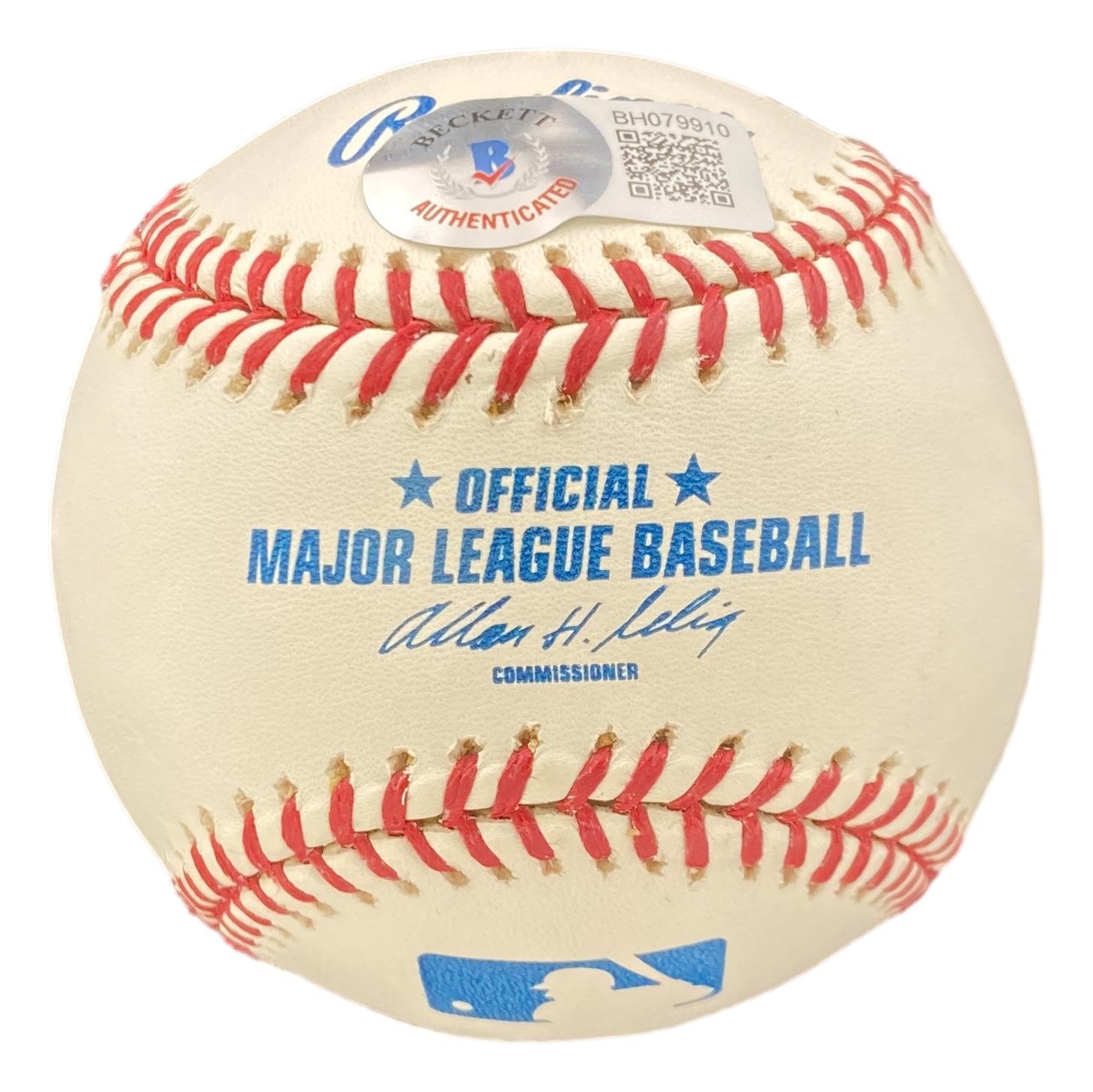 Whitey Herzog Signed OML Baseball Inscribed "The White Rat" (Beckett) at PristineAuction.com Whitey Herzog Signed OML Baseball Inscribed "The White Rat" (Beckett) at PristineAuction.com