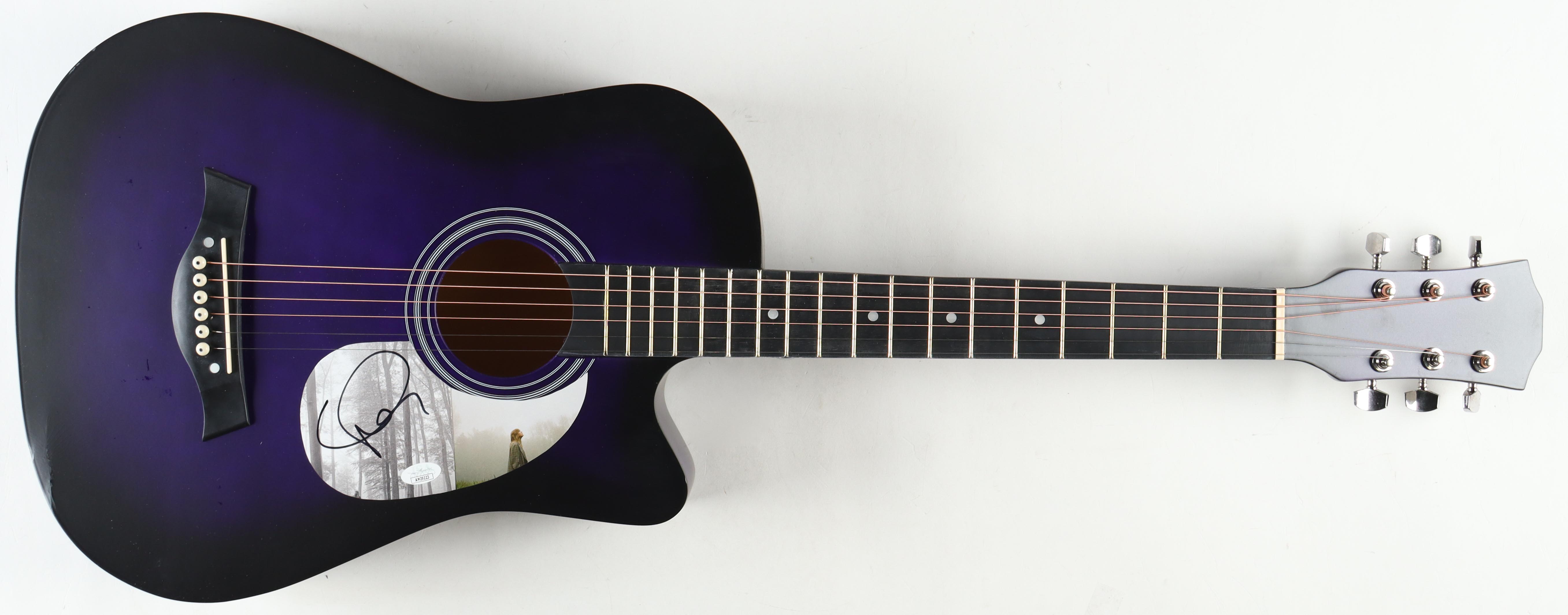 Taylor Swift Signed 38" Acoustic Guitar (JSA) at PristineAuction.com Taylor Swift Signed 38" Acoustic Guitar (JSA) at PristineAuction.com