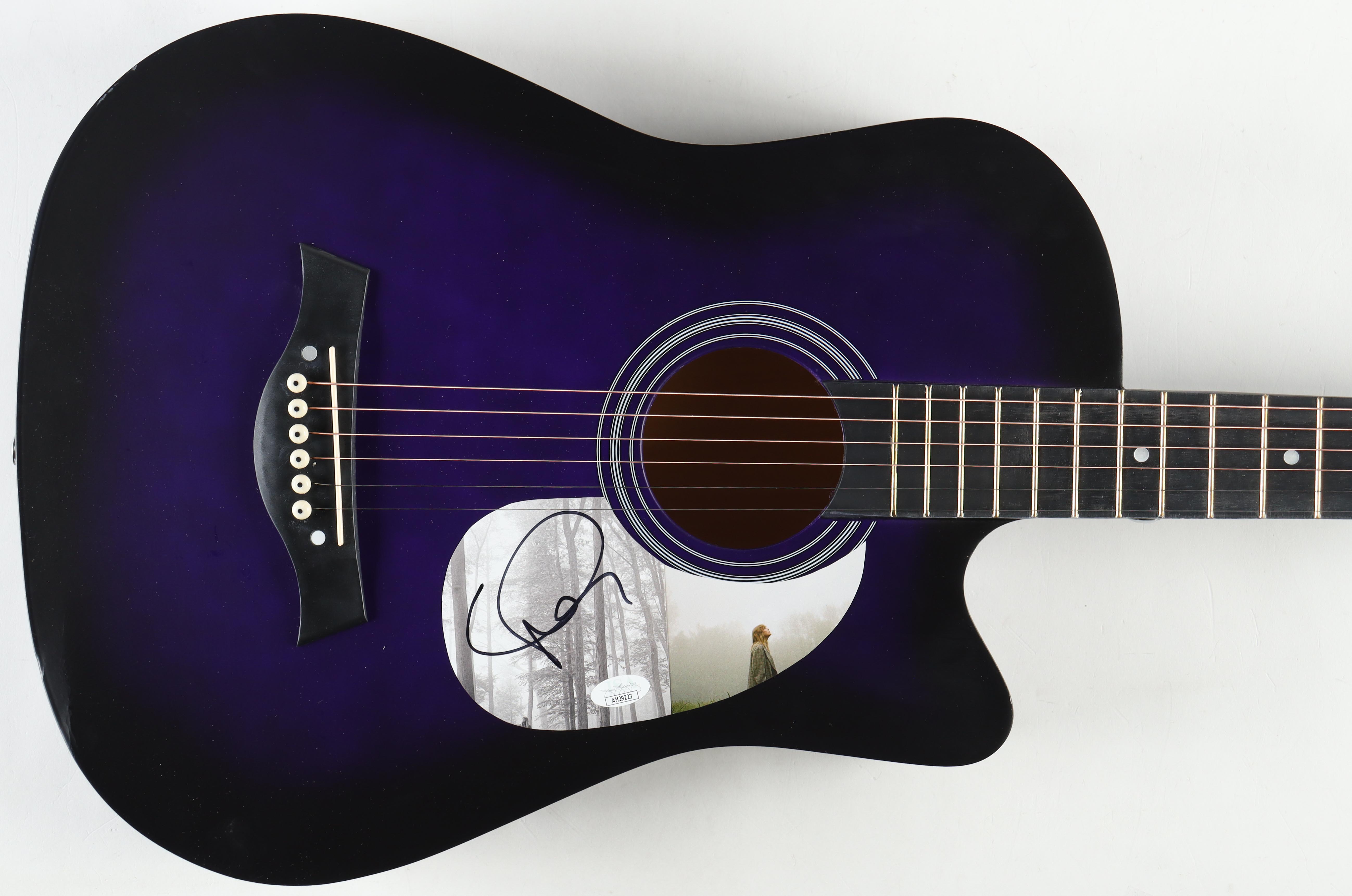 Taylor Swift Signed 38" Acoustic Guitar (JSA) at PristineAuction.com Taylor Swift Signed 38" Acoustic Guitar (JSA) at PristineAuction.com
