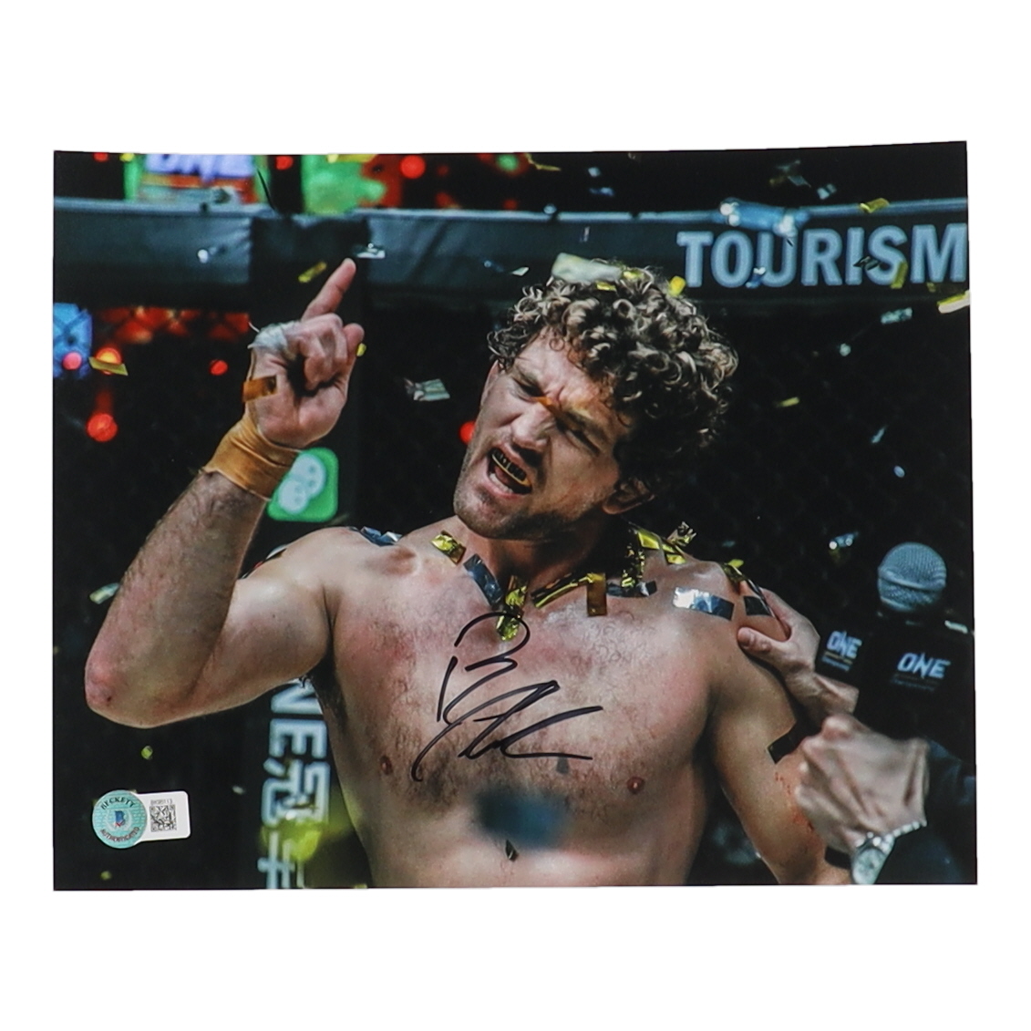 Ben Askren Signed UFC 8x10 Photo (Beckett) at PristineAuction.com Ben Askren Signed UFC 8x10 Photo (Beckett) at PristineAuction.com