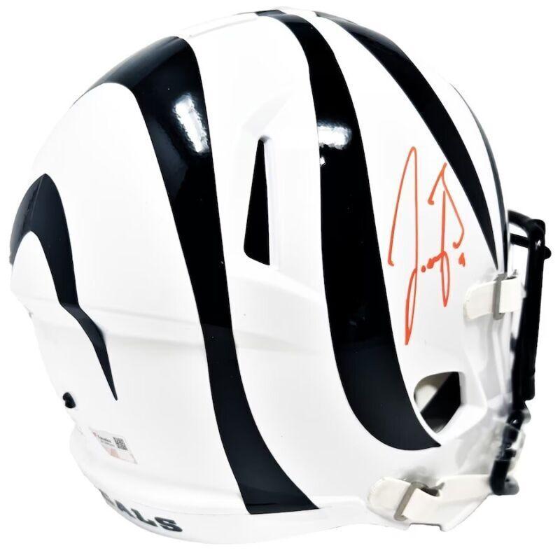 Joe Burrow Signed Bengals Full-Size Speed Helmet (Fanatics) at PristineAuction.com Joe Burrow Signed Bengals Full-Size Speed Helmet (Fanatics) at PristineAuction.com