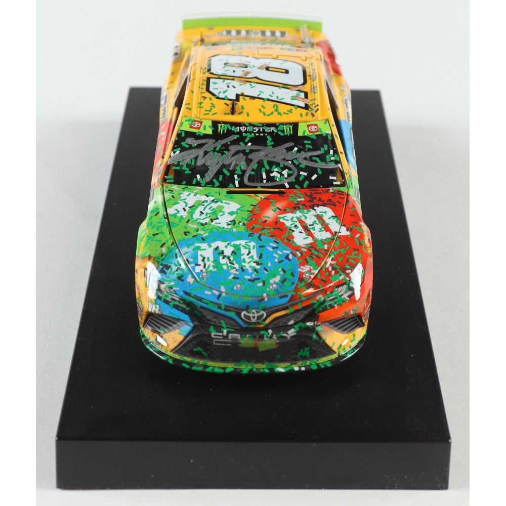 Kyle Busch Signed 2019 NASCAR 18 M&M's Homestead Win 124 Premium