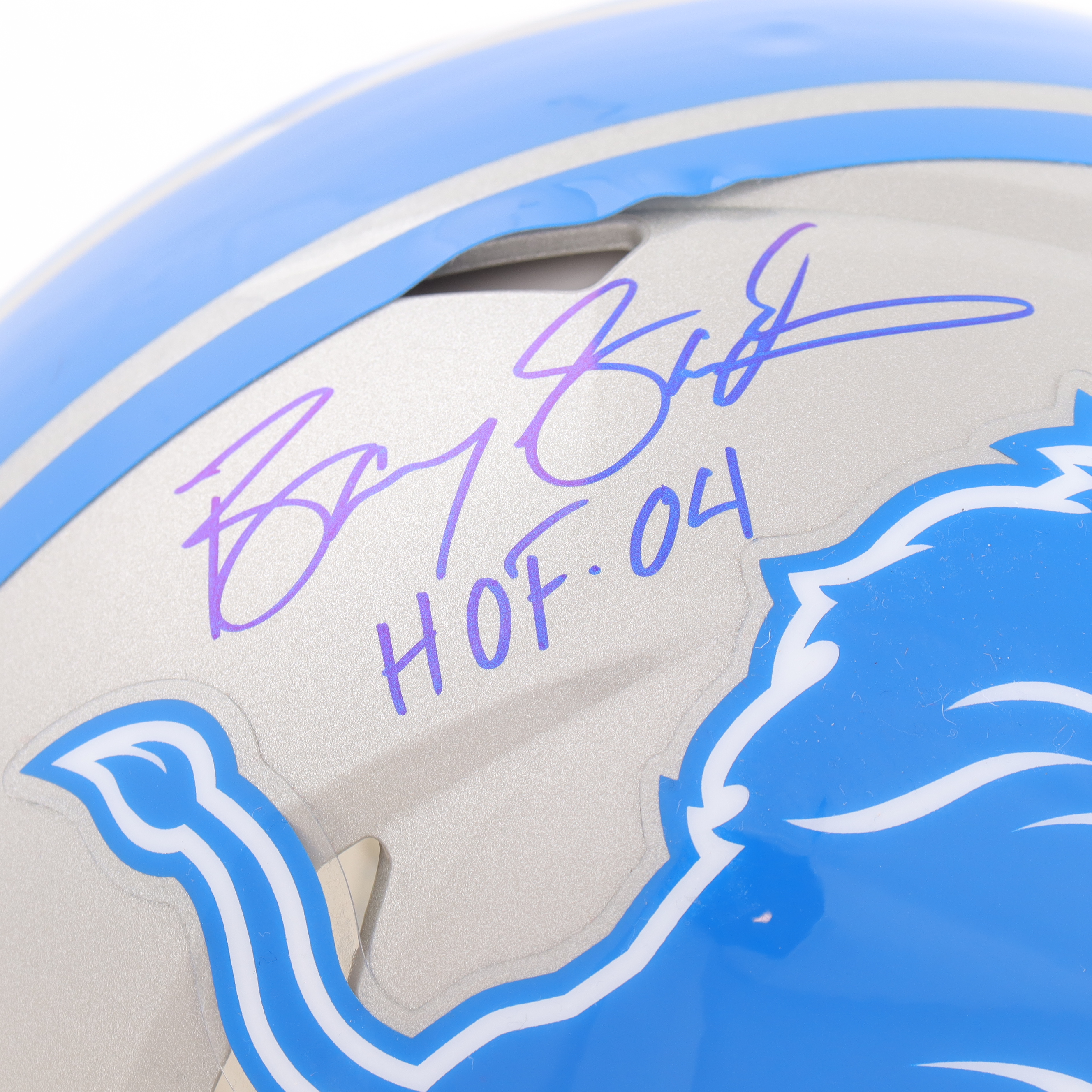 Barry Sanders Signed Lions Full-Size Authentic On-Field Speed Helmet Inscribed "The Lion King" & "HOF 04" (JSA) at PristineAuction.com Barry Sanders Signed Lions Full-Size Authentic On-Field Speed Helmet Inscribed "The Lion King" & "HOF 04" (JSA) at PristineAuction.com
