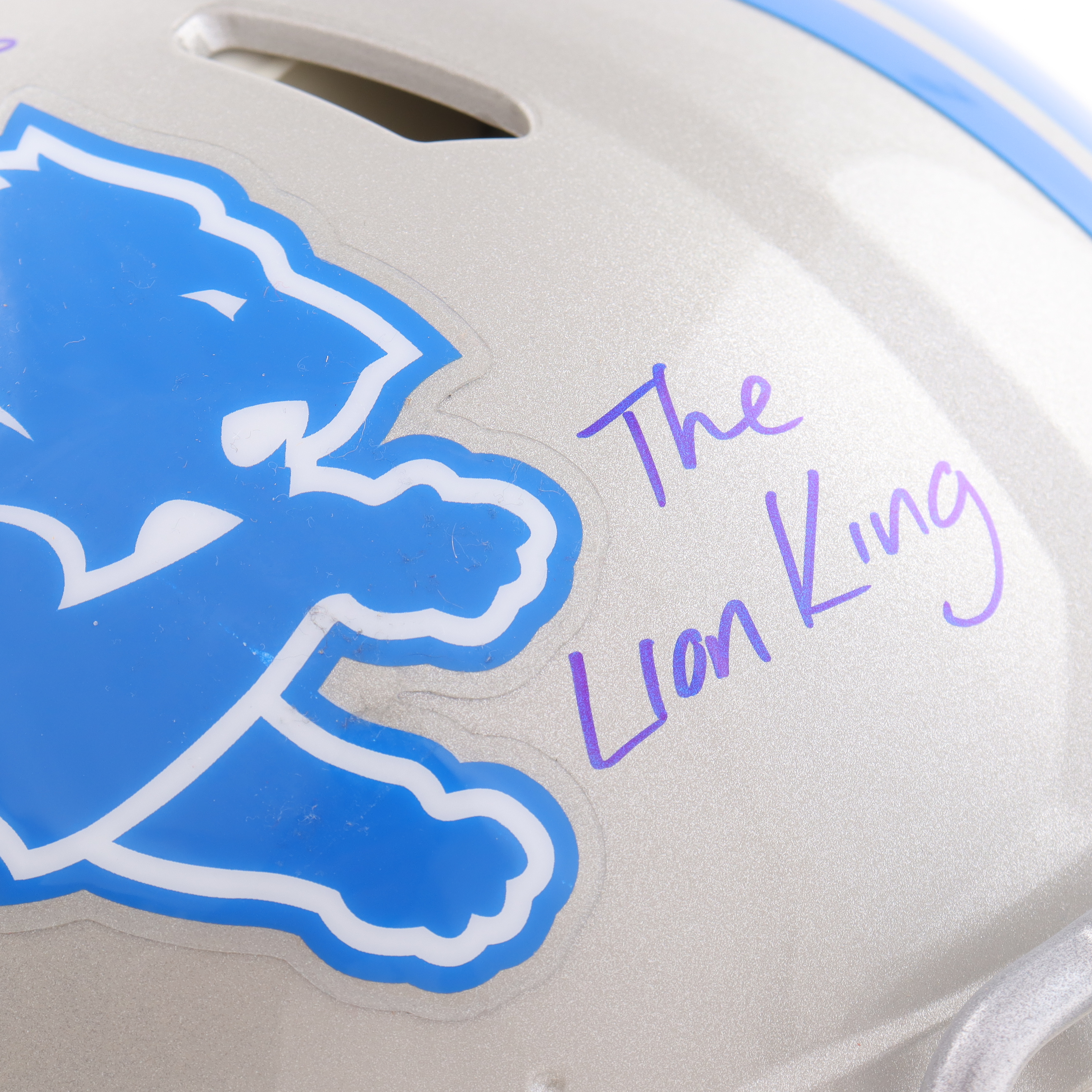 Barry Sanders Signed Lions Full-Size Authentic On-Field Speed Helmet Inscribed "The Lion King" & "HOF 04" (JSA) at PristineAuction.com Barry Sanders Signed Lions Full-Size Authentic On-Field Speed Helmet Inscribed "The Lion King" & "HOF 04" (JSA) at PristineAuction.com