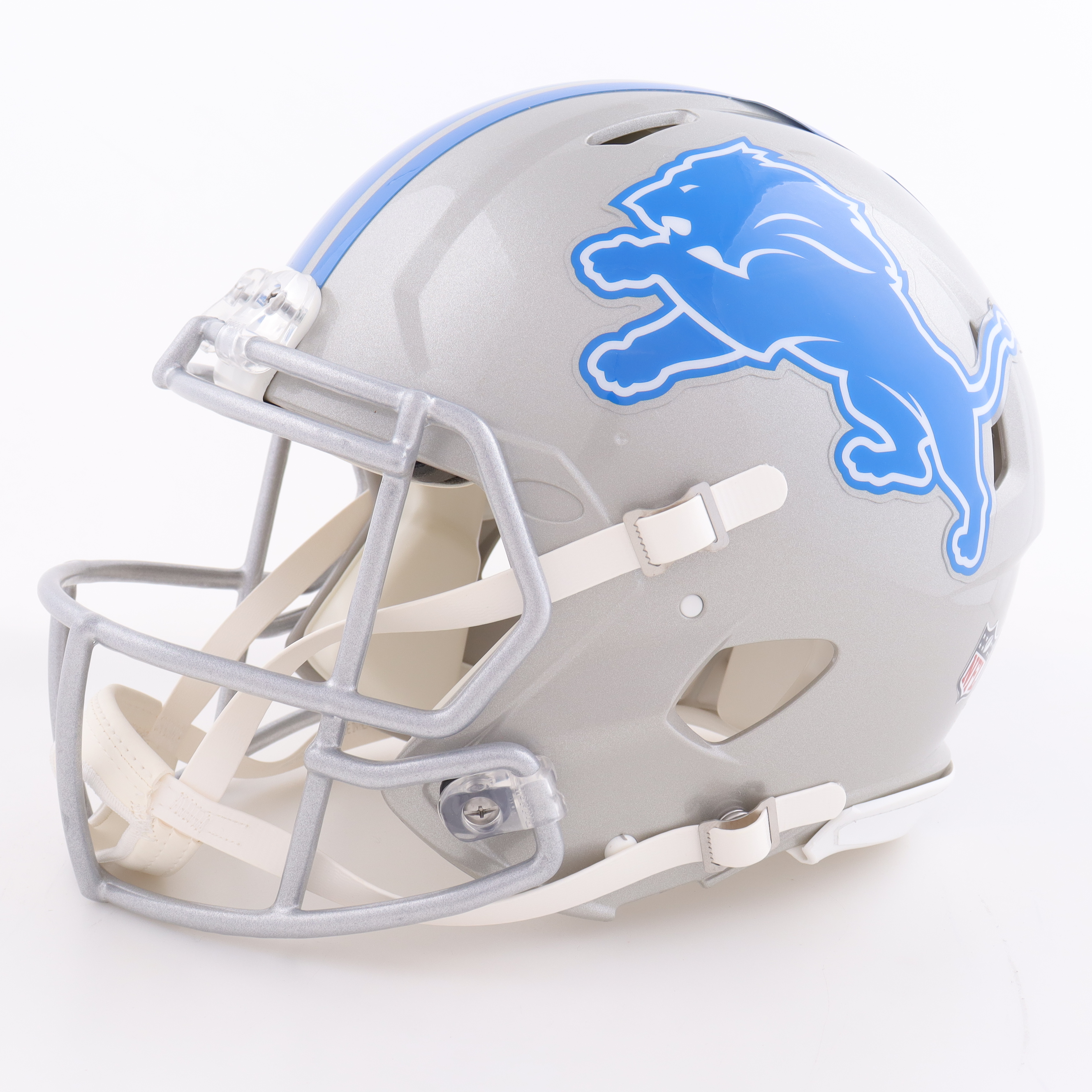 Barry Sanders Signed Lions Full-Size Authentic On-Field Speed Helmet Inscribed "The Lion King" & "HOF 04" (JSA) at PristineAuction.com Barry Sanders Signed Lions Full-Size Authentic On-Field Speed Helmet Inscribed "The Lion King" & "HOF 04" (JSA) at PristineAuction.com